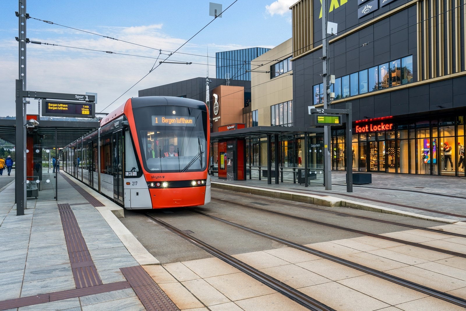 - Det er ikke lange veien til Lagunen enten du kjører bil eller tar bybanen - Galleribilde