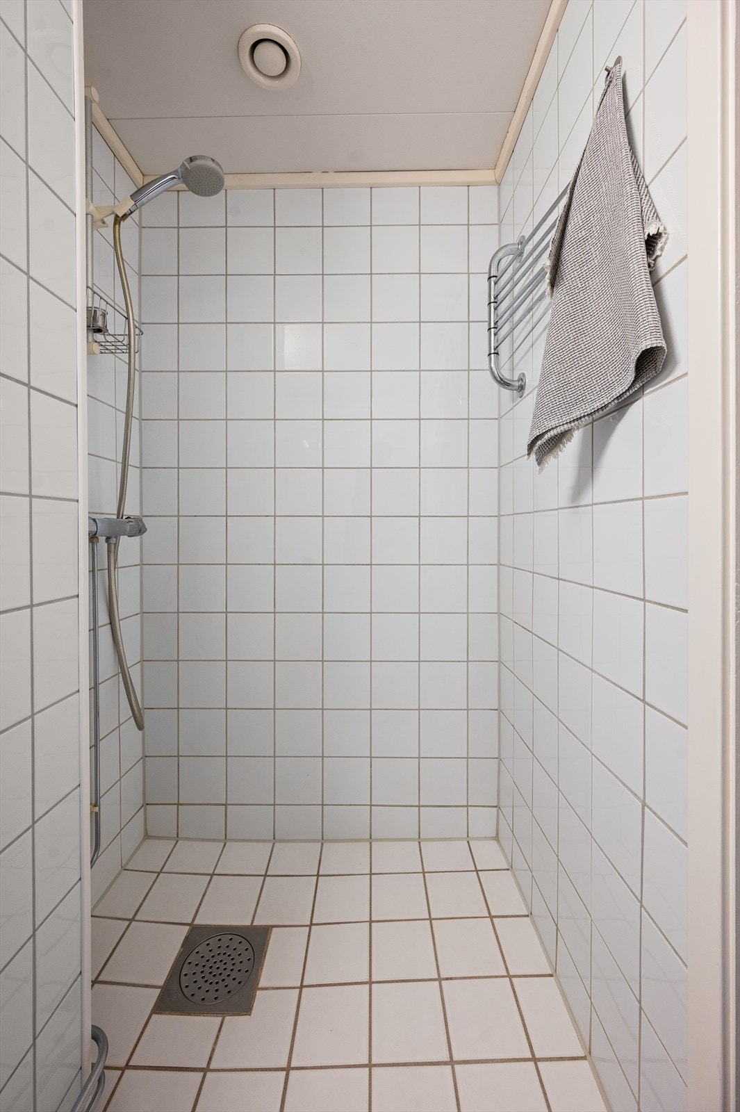 Dusjsonen er arealeffektiv og praktisk utformet. Galleribilde