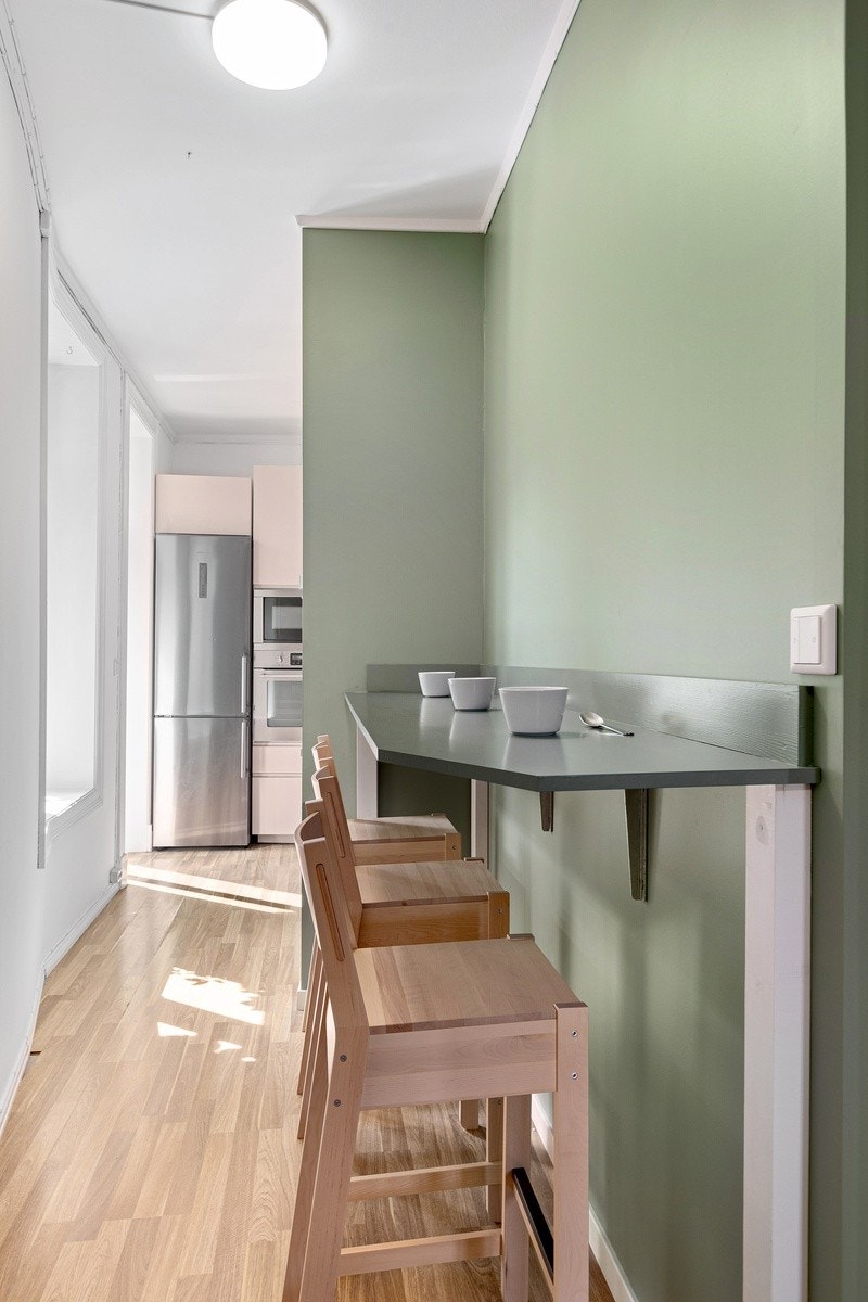 Spisesone nærme kjøkken Galleribilde