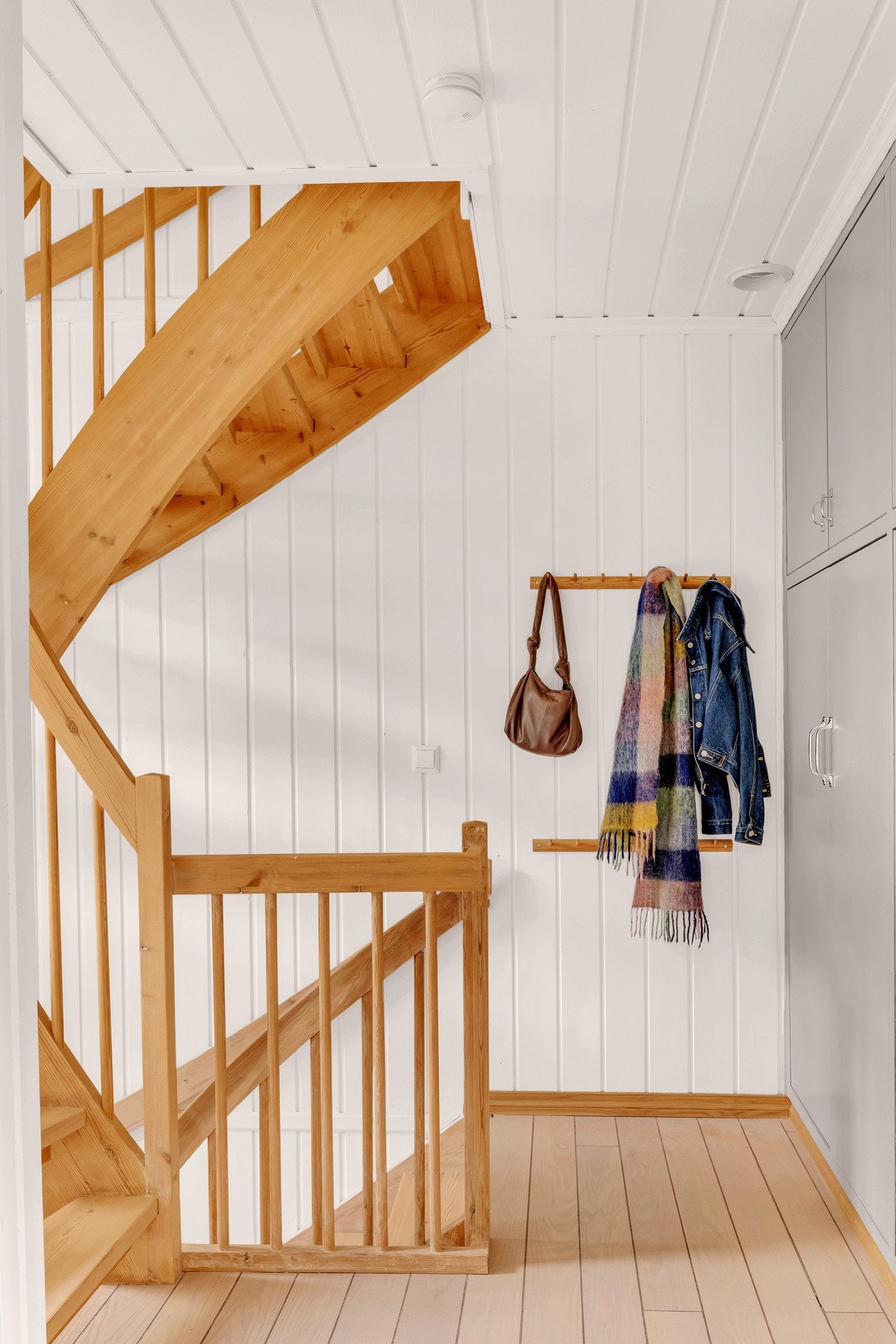 Trapp opp til 2 etg og u.etg Galleribilde