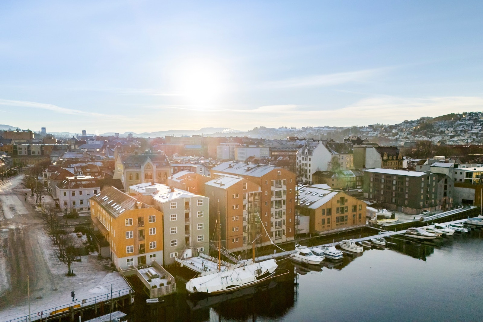 Svært sentral beliggenhet - kun noen få minutters gange fra torget. Galleribilde