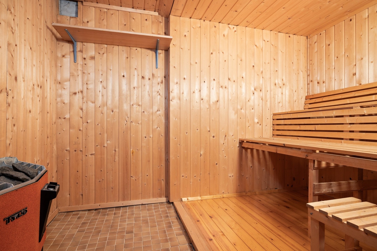 Badstue kjeller Galleribilde