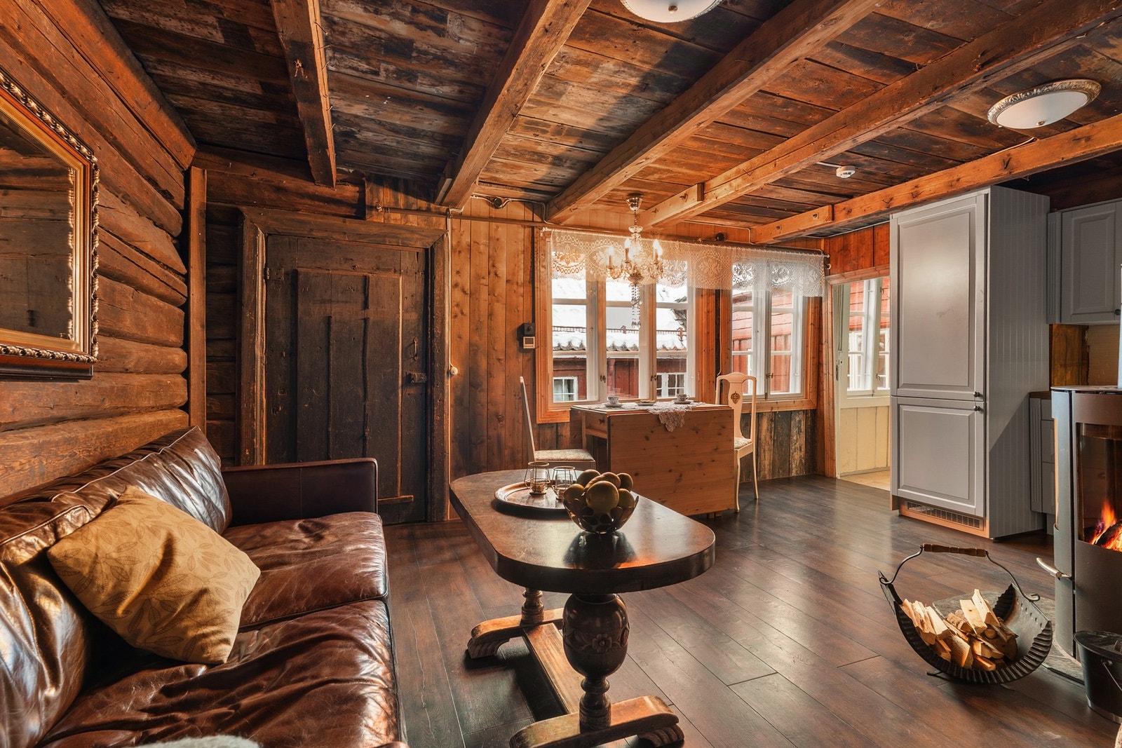 Planløsningen gir gode muligheter for innredning i flere naturlige og funksjonelle soner. Galleribilde