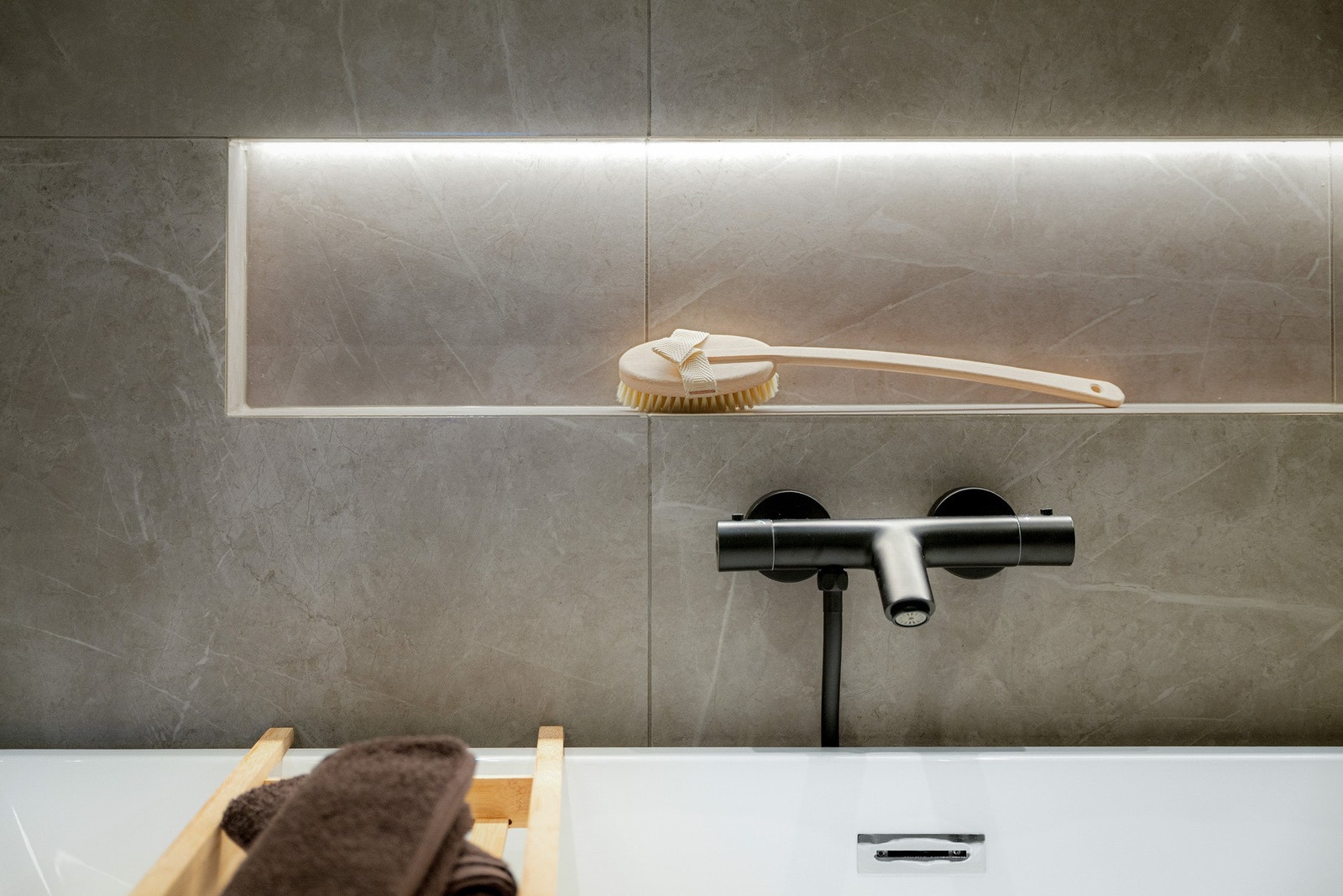 Detalj | Baderom 1/2. Galleribilde