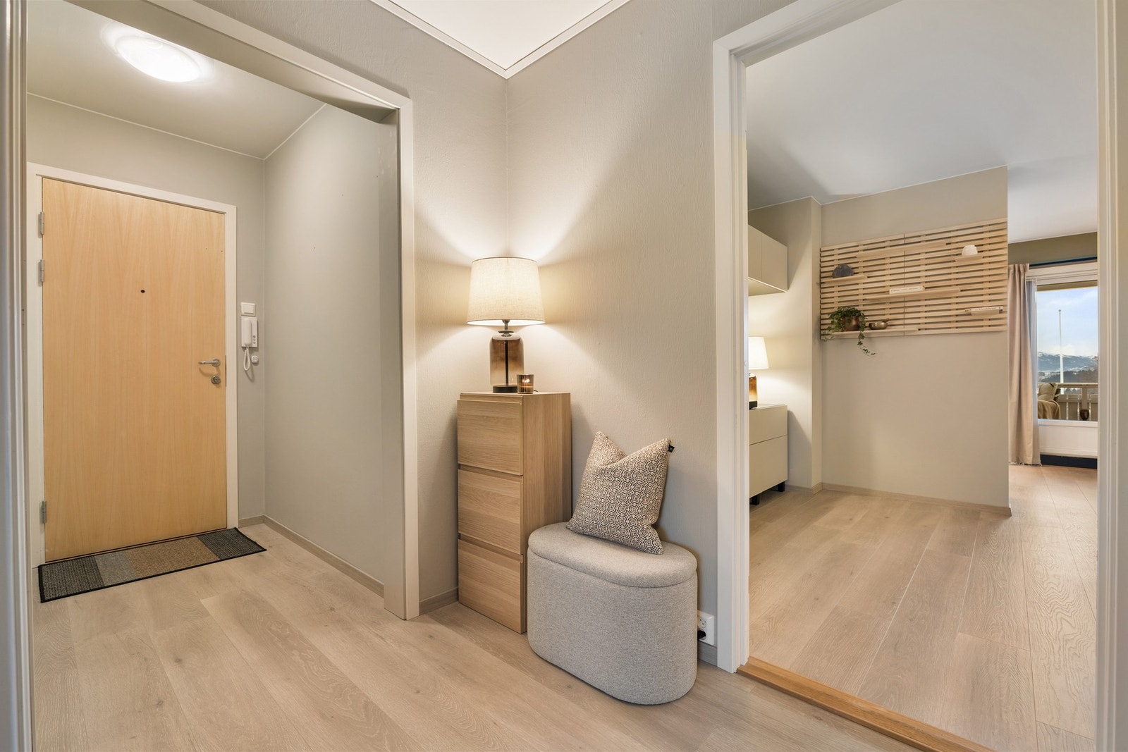 Boenheten disponerer en bod i kjeller på 4 kvm. Galleribilde