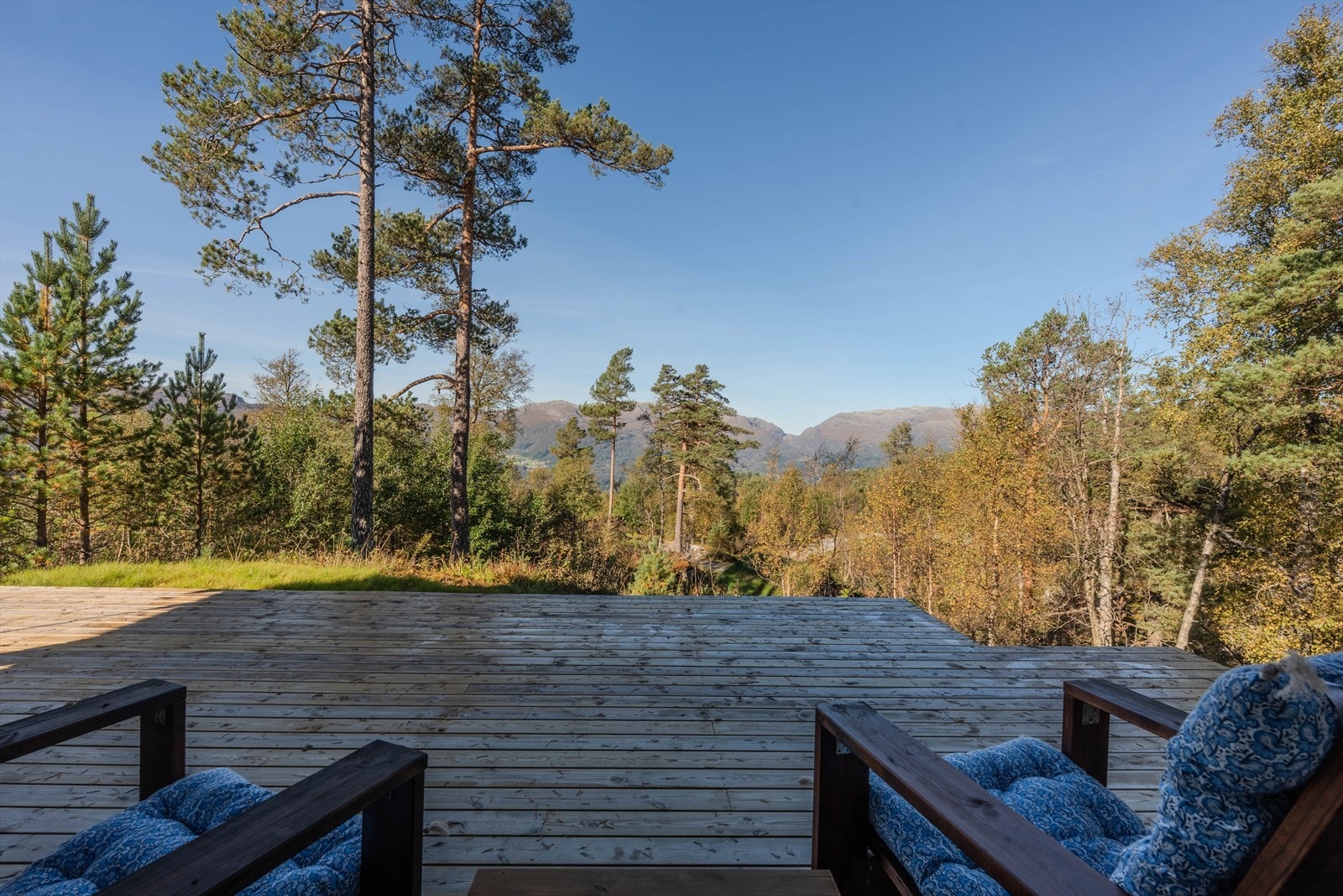 Utsikt fra terrasse Galleribilde