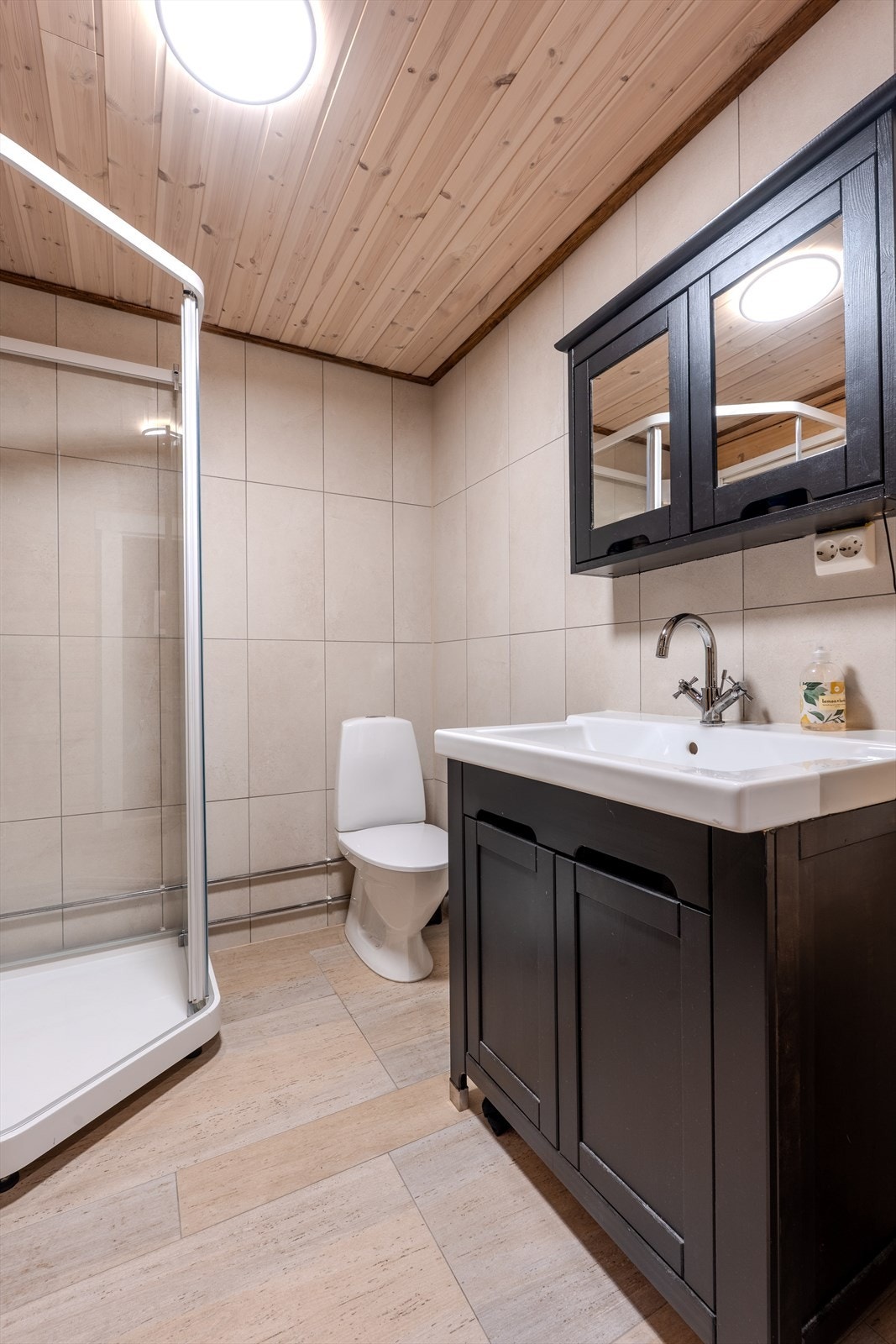 Bad 2 med dusj og badstue Galleribilde