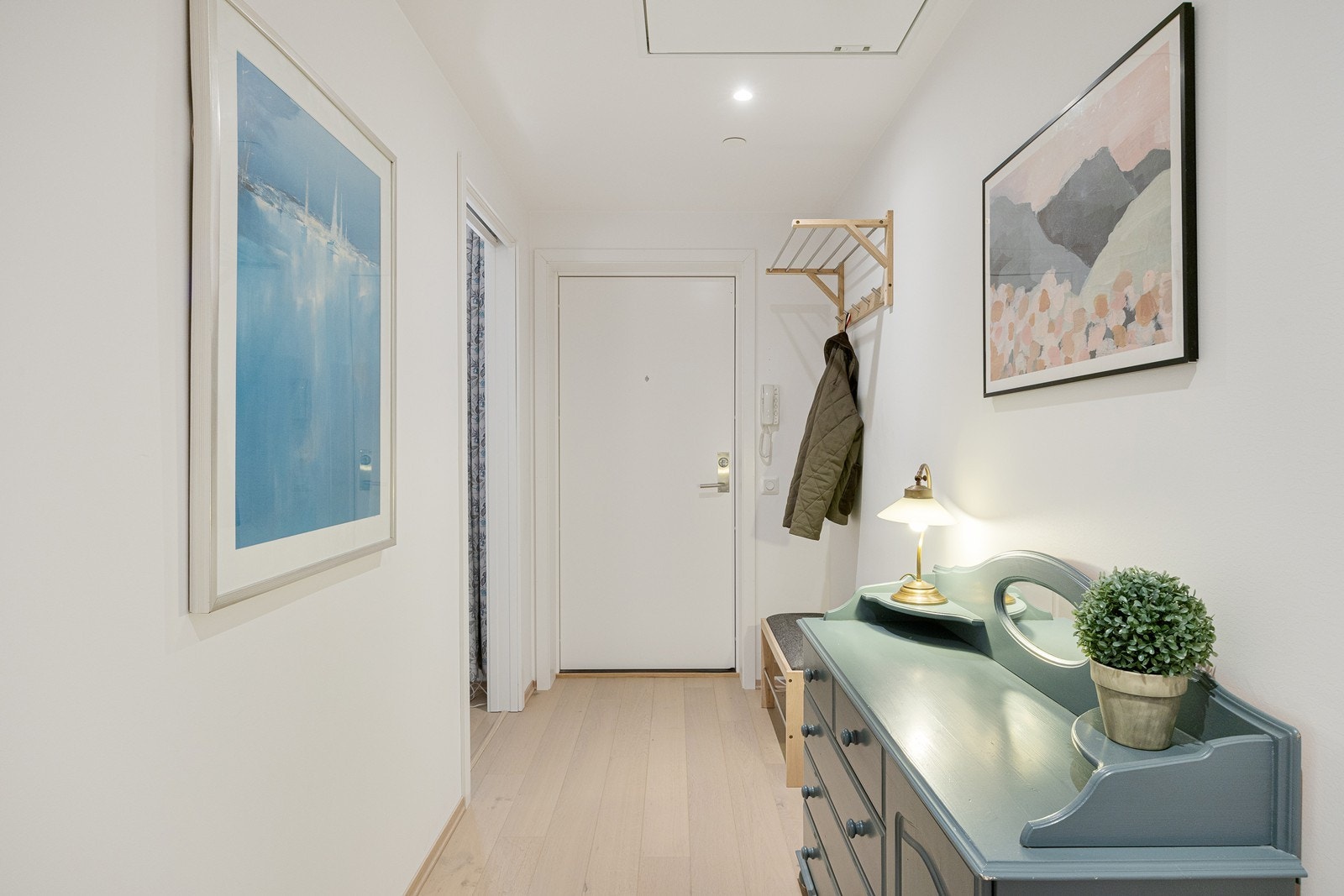 Gang/entre. Galleribilde