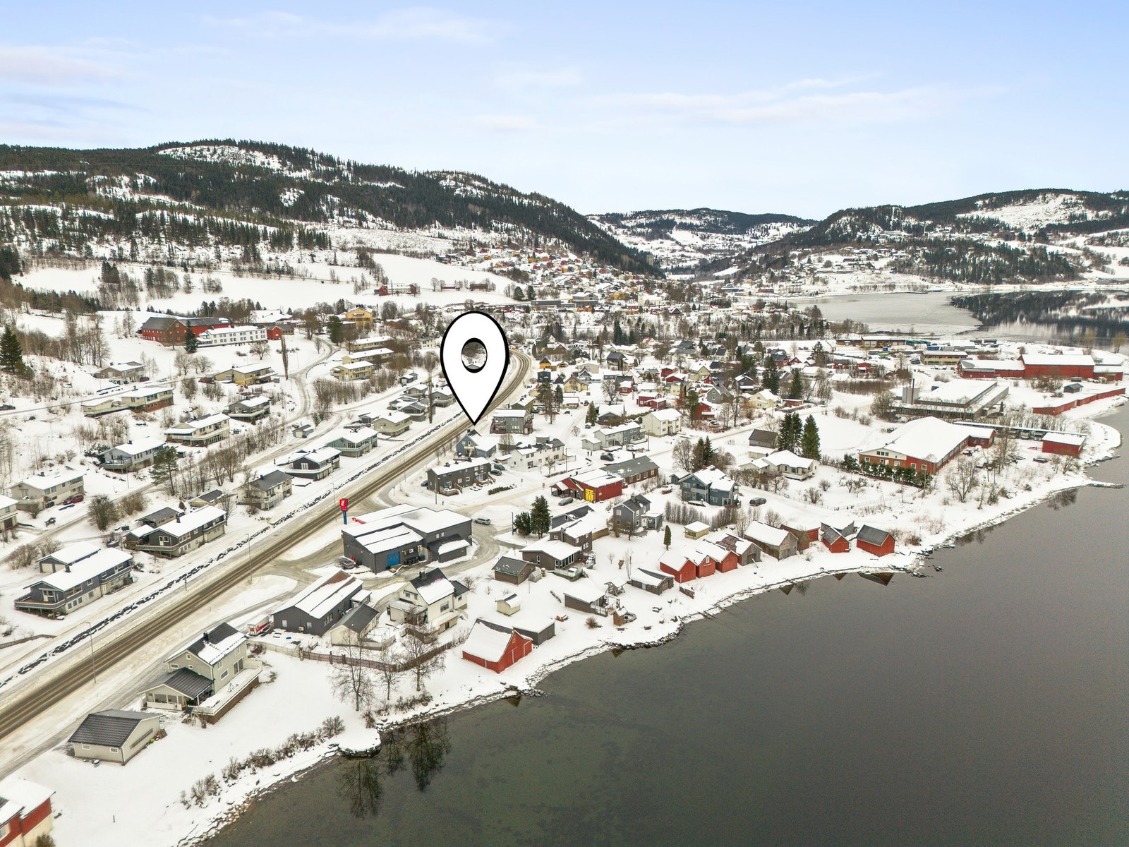 Praktisk enebolig med garasje! Galleribilde