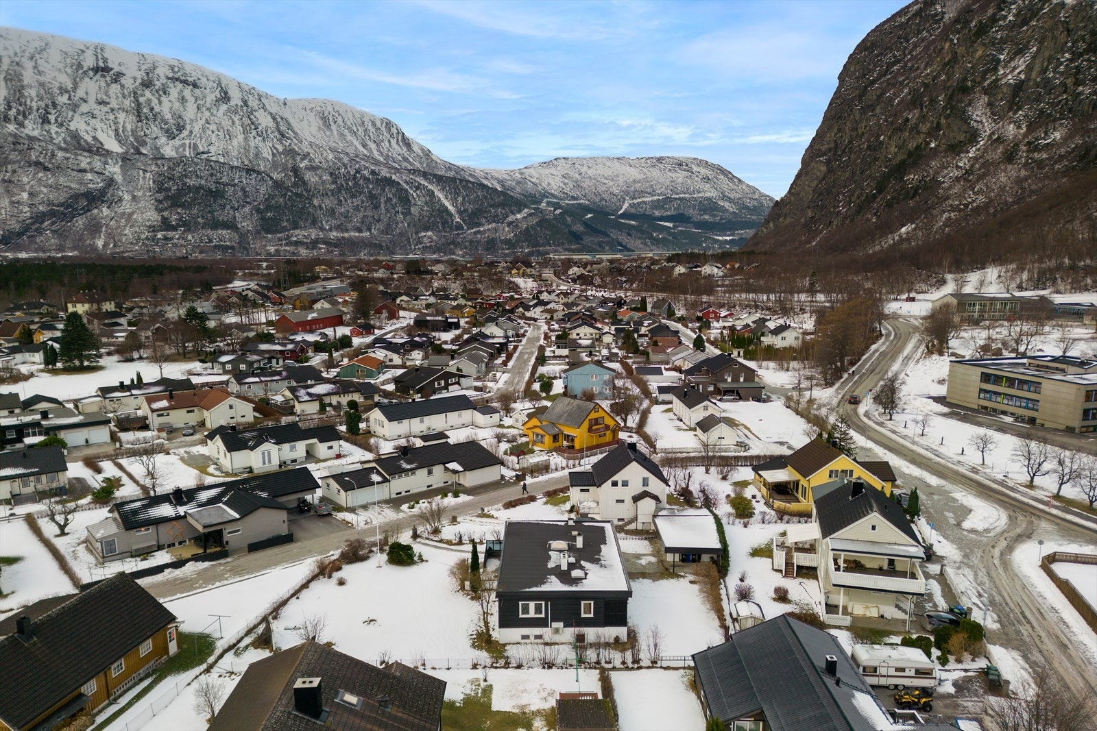 Dronebilde øst. Galleribilde