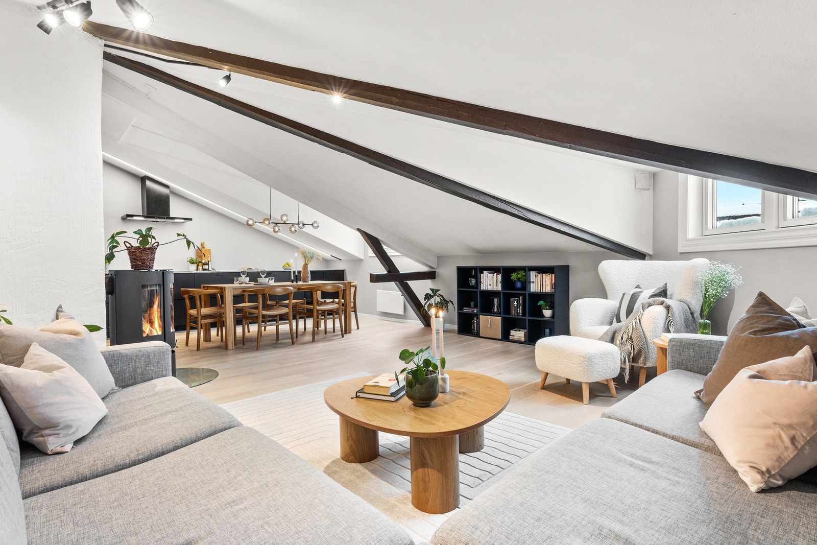 Ved å innfri andel fellesgjeld med IN-ordning vil månedlige felleskostnader kunne reduseres til ca. kr. 5 310,- pr. mnd. Galleribilde