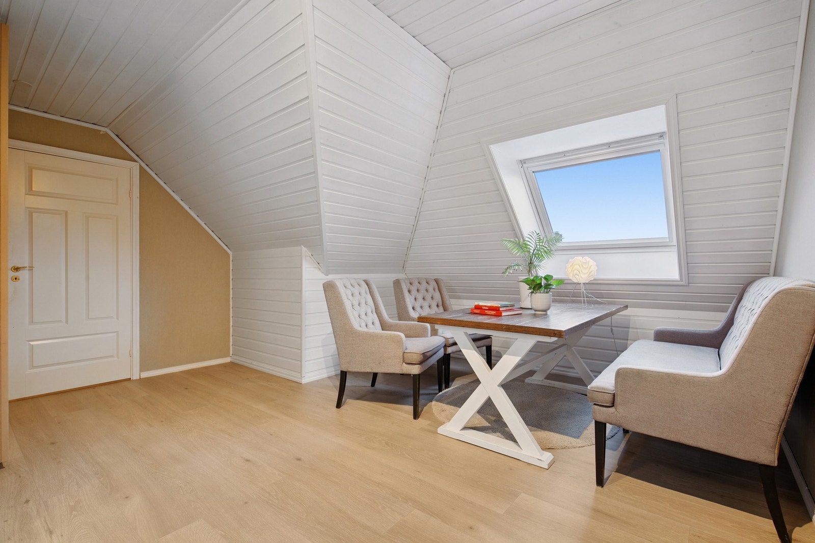 Loftstue Galleribilde