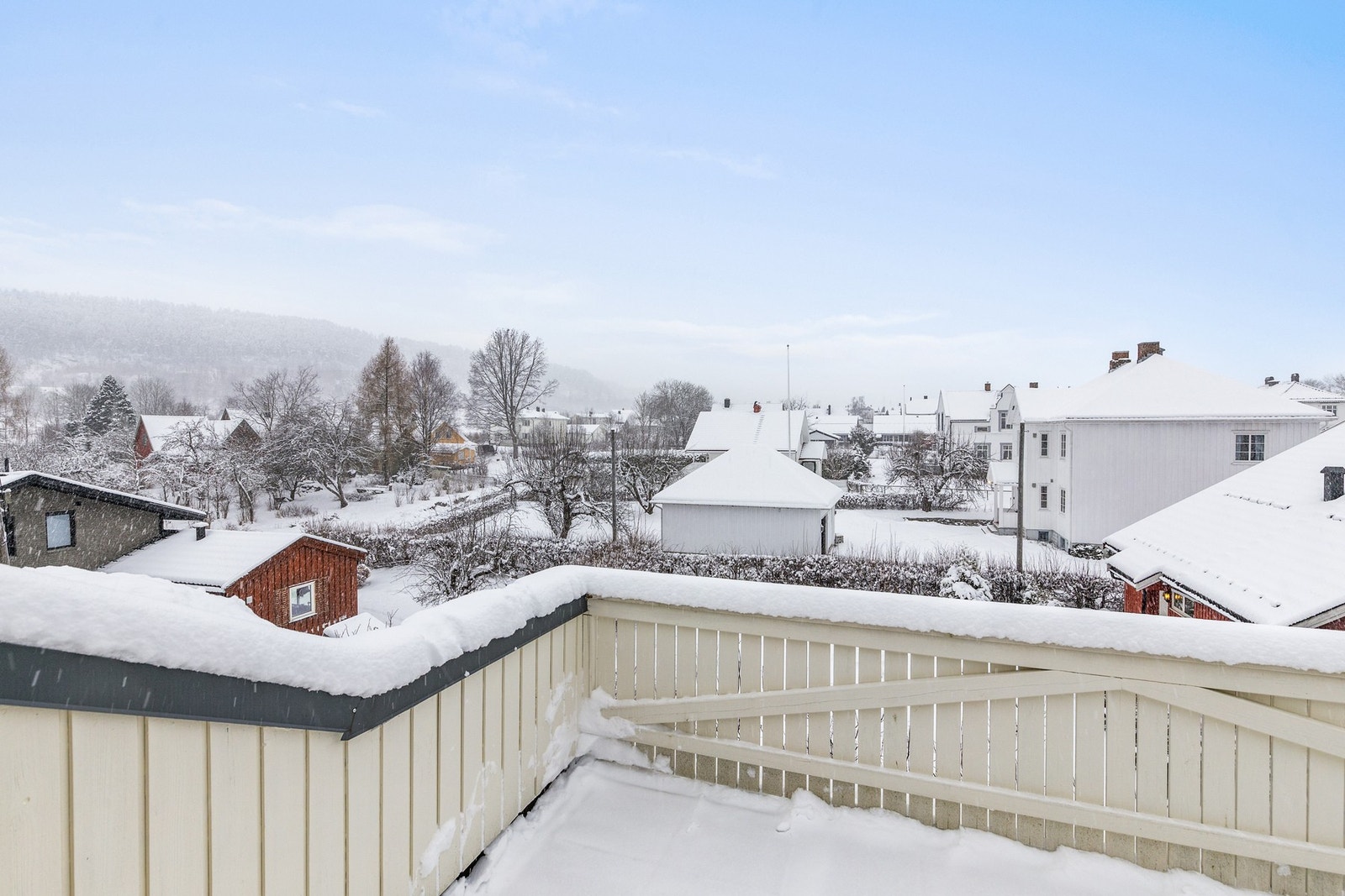 Hyggelig utsyn over nærområdet Galleribilde