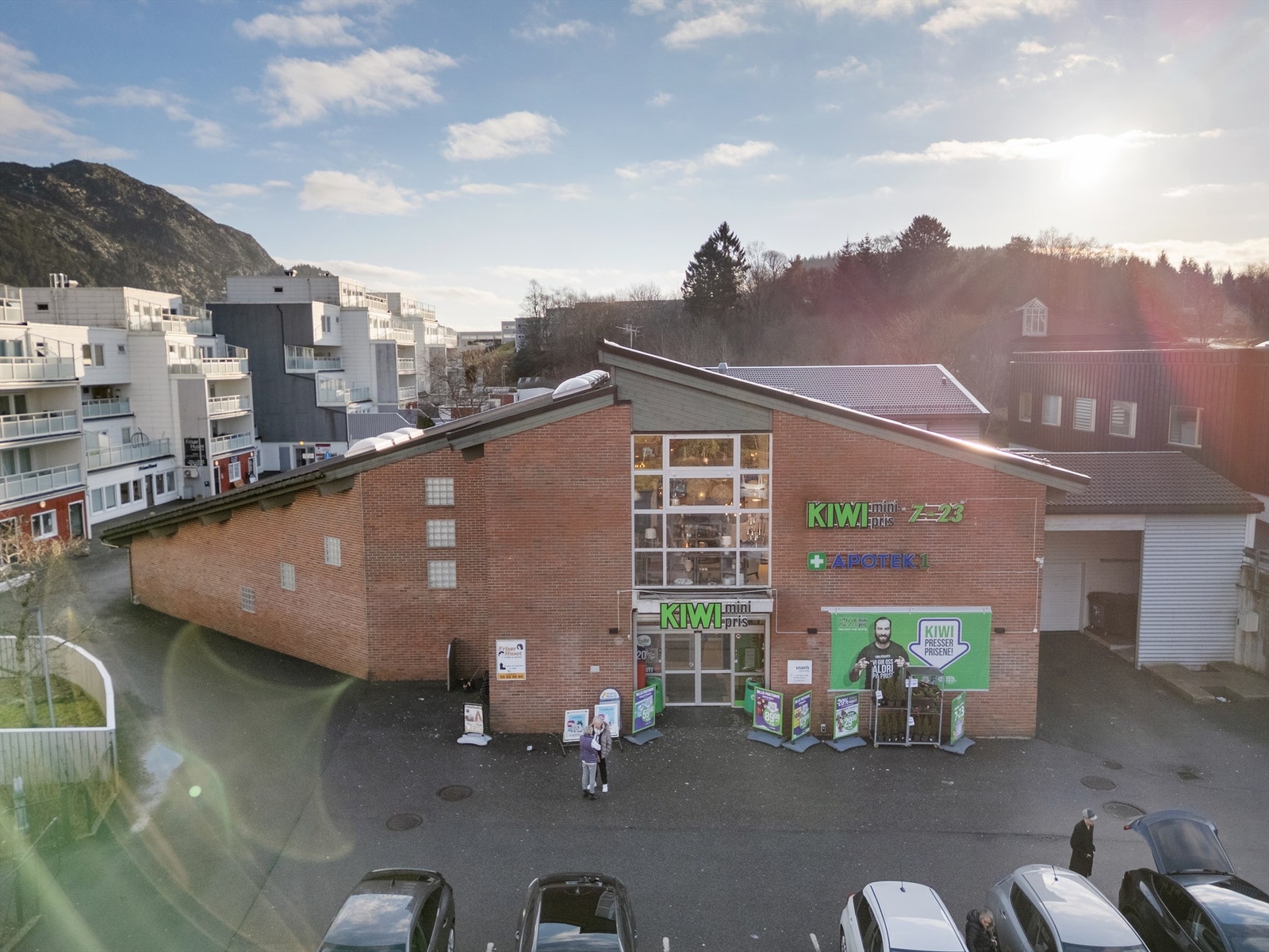 Kun et 2 minutters gange til nærmeste dagligvarebutikk. Galleribilde