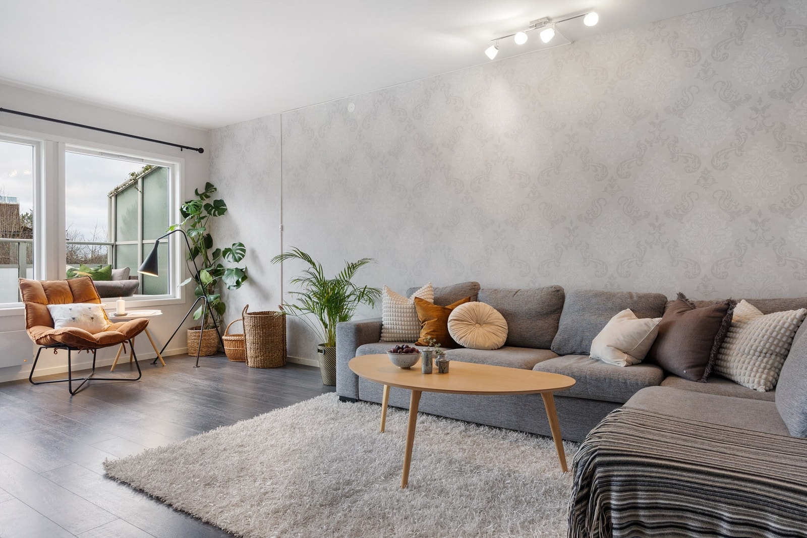 Innbydende stue på ca. 20 kvm med luftig og behagelig romfølelse. Galleribilde