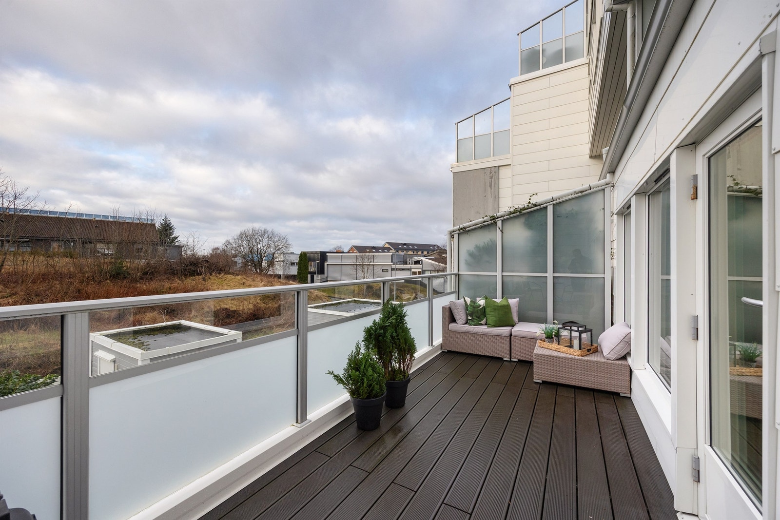 God plass til flere sittemuligheter som legger til rette for avslappende stunder. Galleribilde