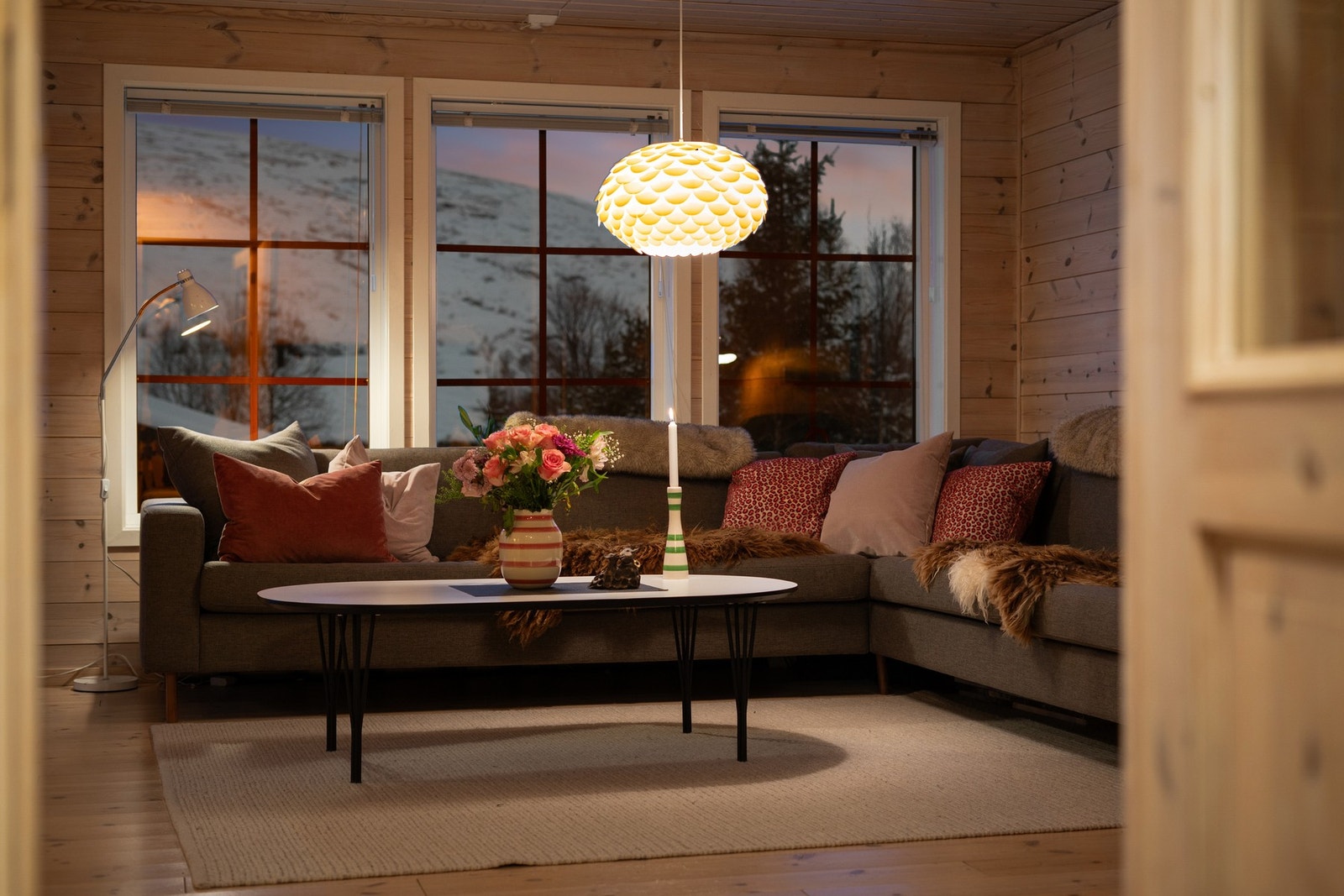 Veldig trivelig stue med utsikt Galleribilde