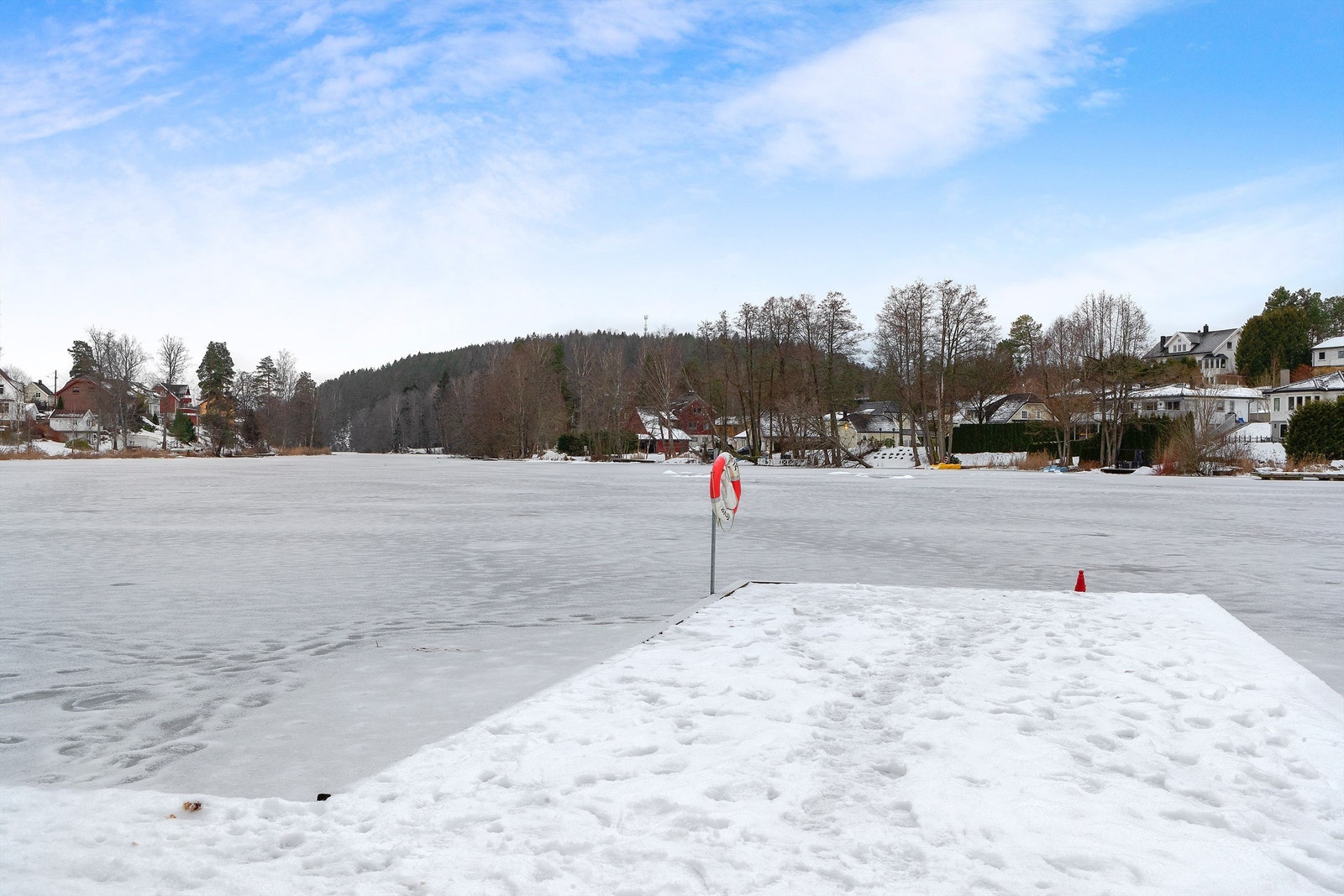 Kolbotnvannet - vinterstid er det lagt opp til blant annet skøytebane, m.m. Galleribilde