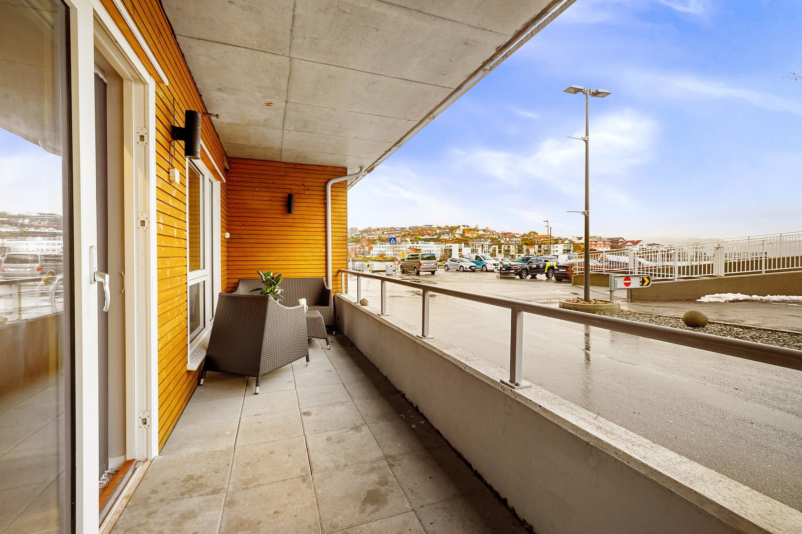 Parkering på kommunal eiendom etter gjeldene parkeringsregler Galleribilde