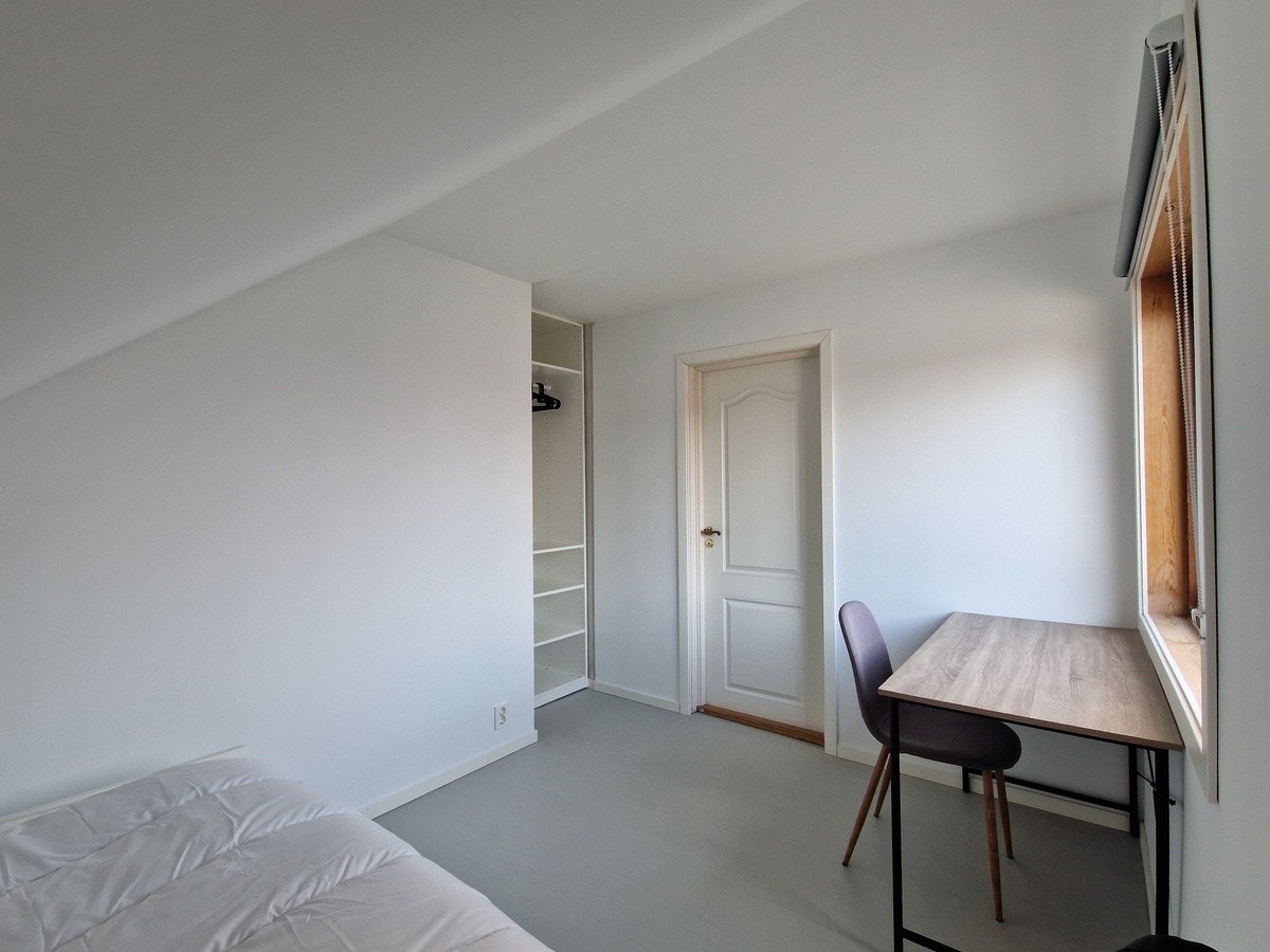 Sov 3 oppe Galleribilde