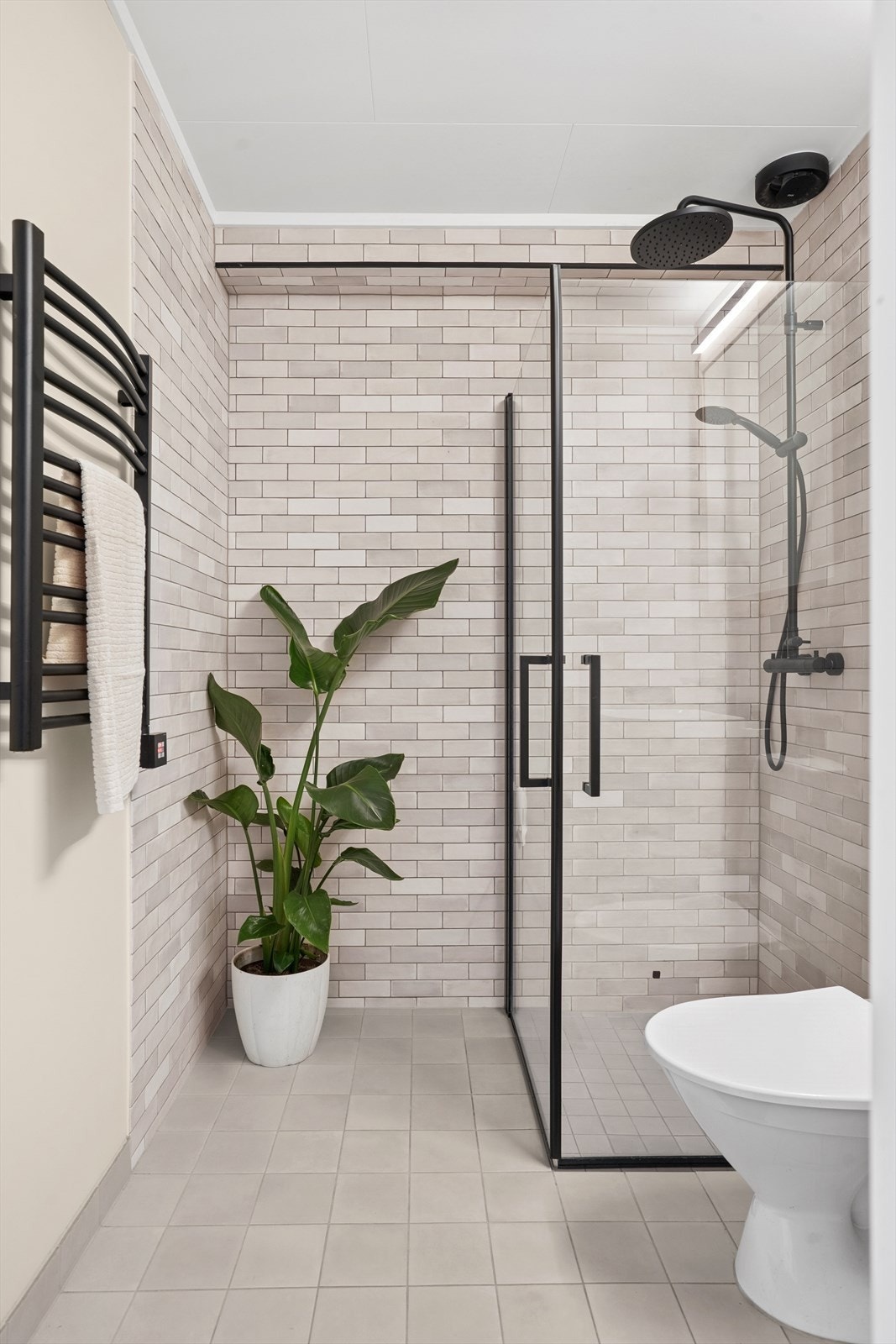 Mulighet for å etablere vann og avløp til vaskemaskin. Galleribilde