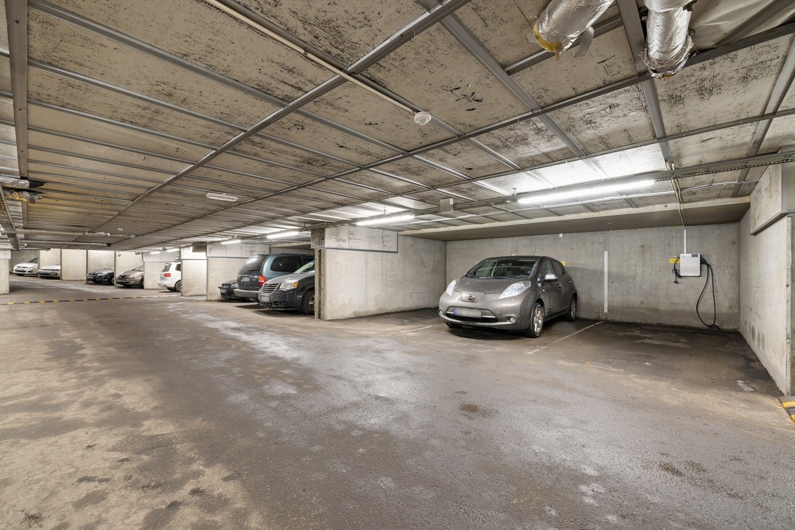 Det medfølger fast garasjeplass i felles garasjeanlegg. Galleribilde