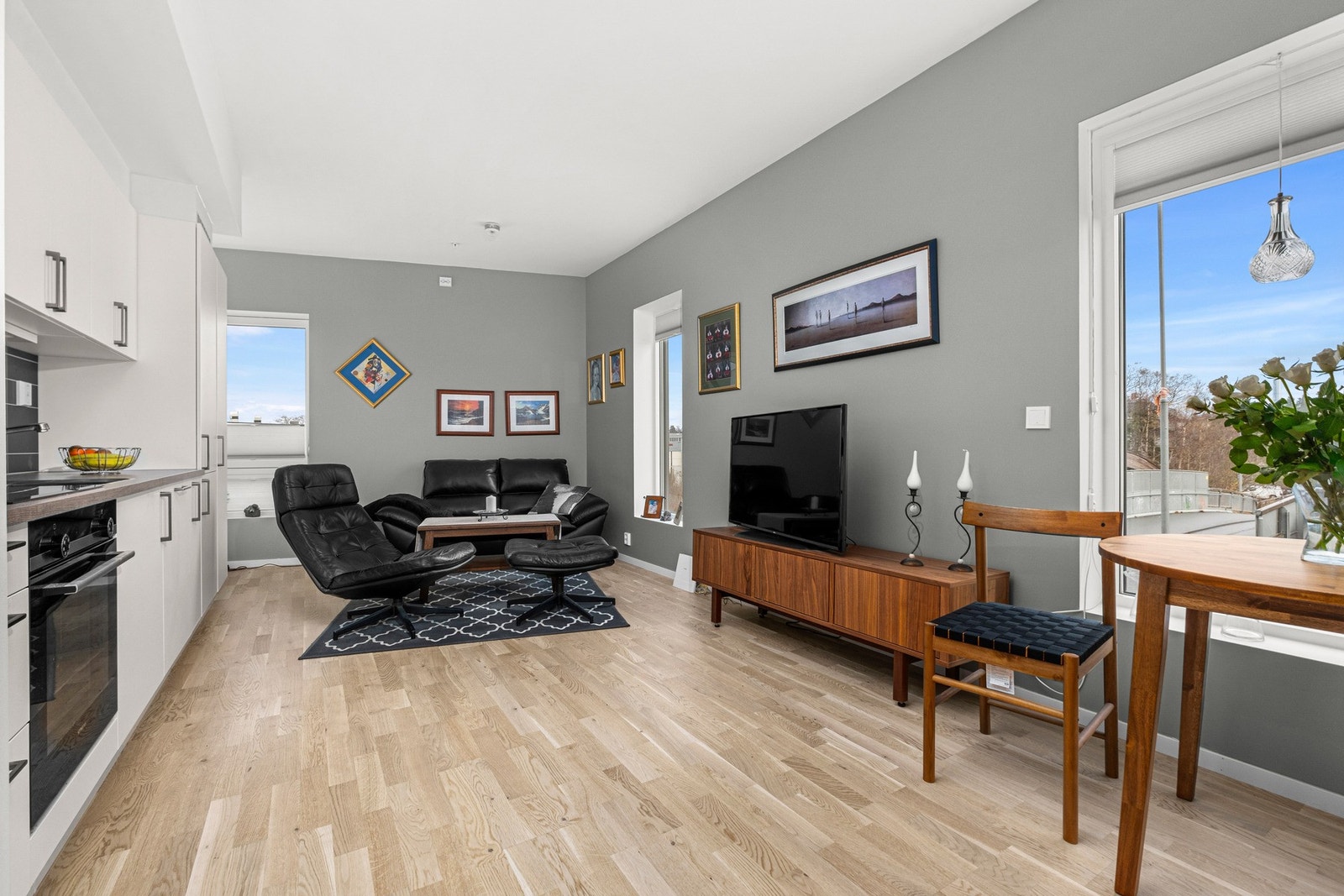 Velkommen til Heimdalsvegen 12A! Flott og ny leilighet beliggende sentralt på Heimdal. Galleribilde