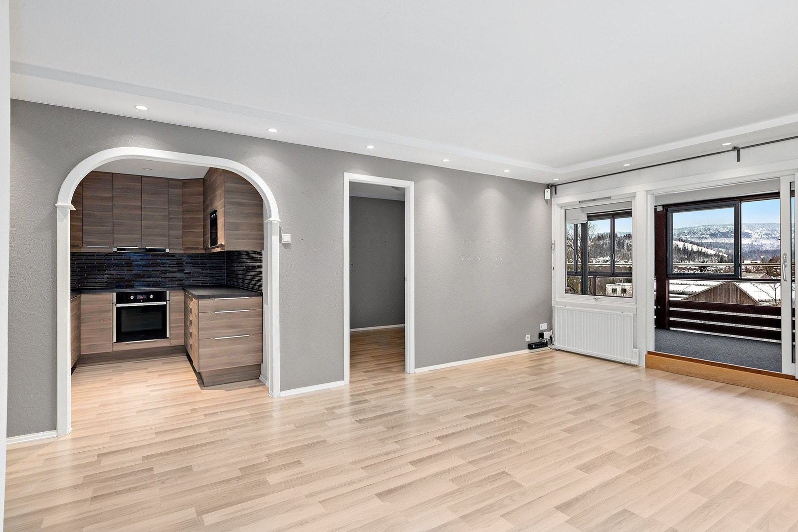 Åpen kjøkken/stue løsning. Galleribilde