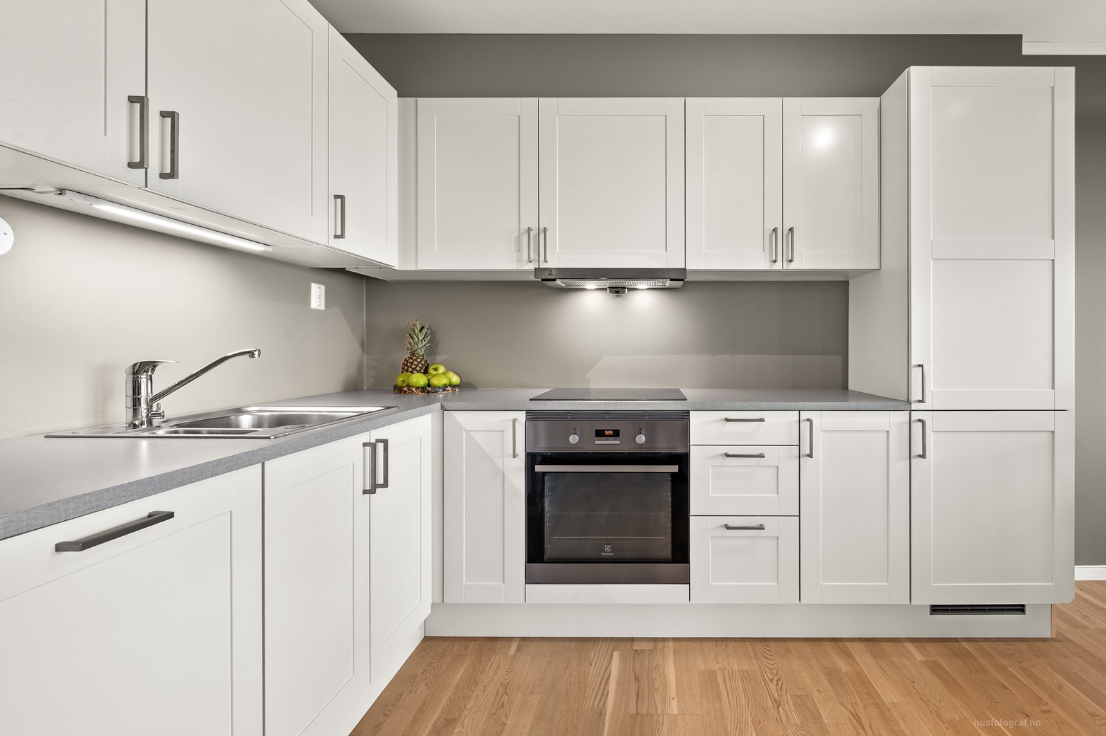 Over- og underskap i hvit utførelse Galleribilde