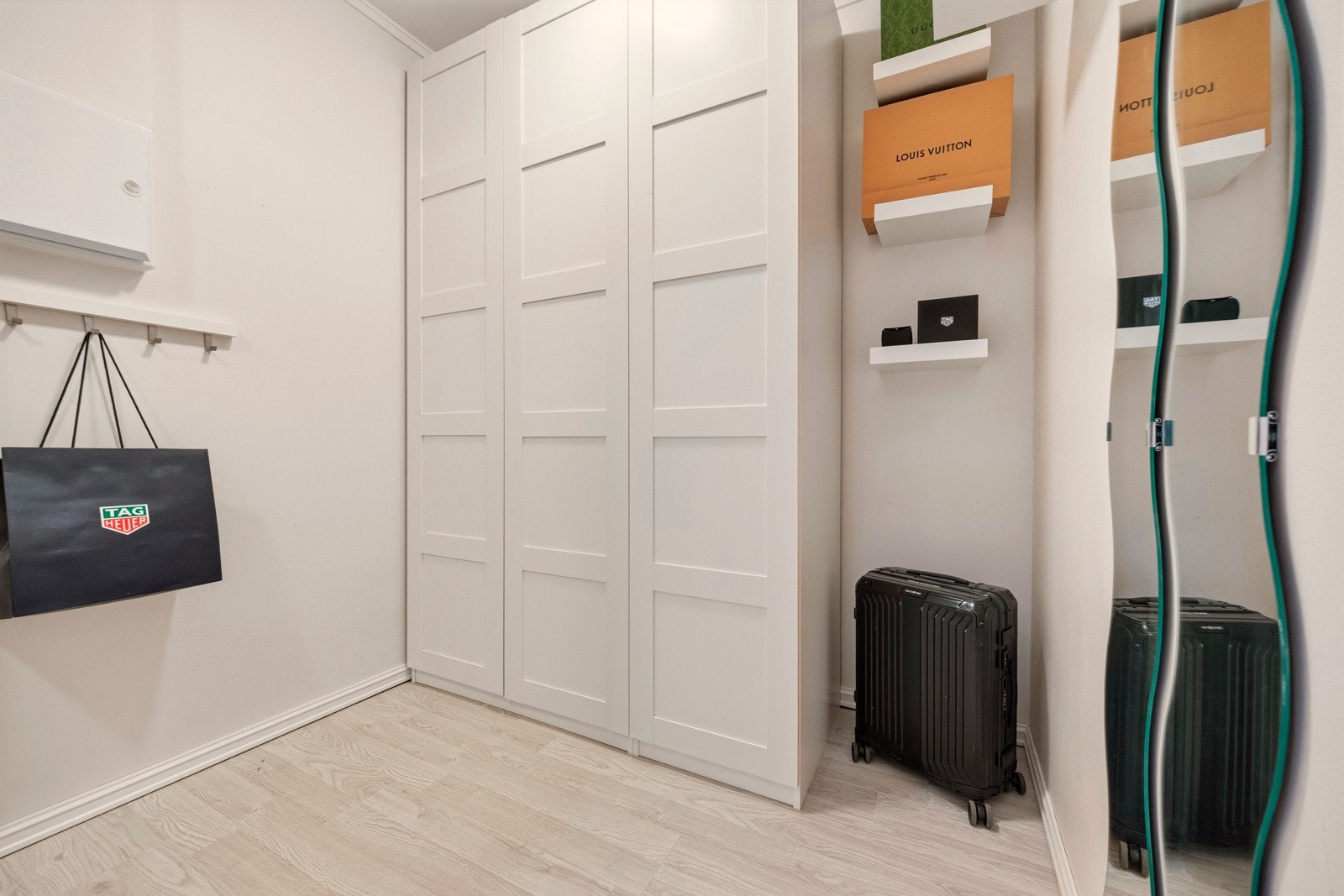 Leiligheten har hele tre boder. Galleribilde