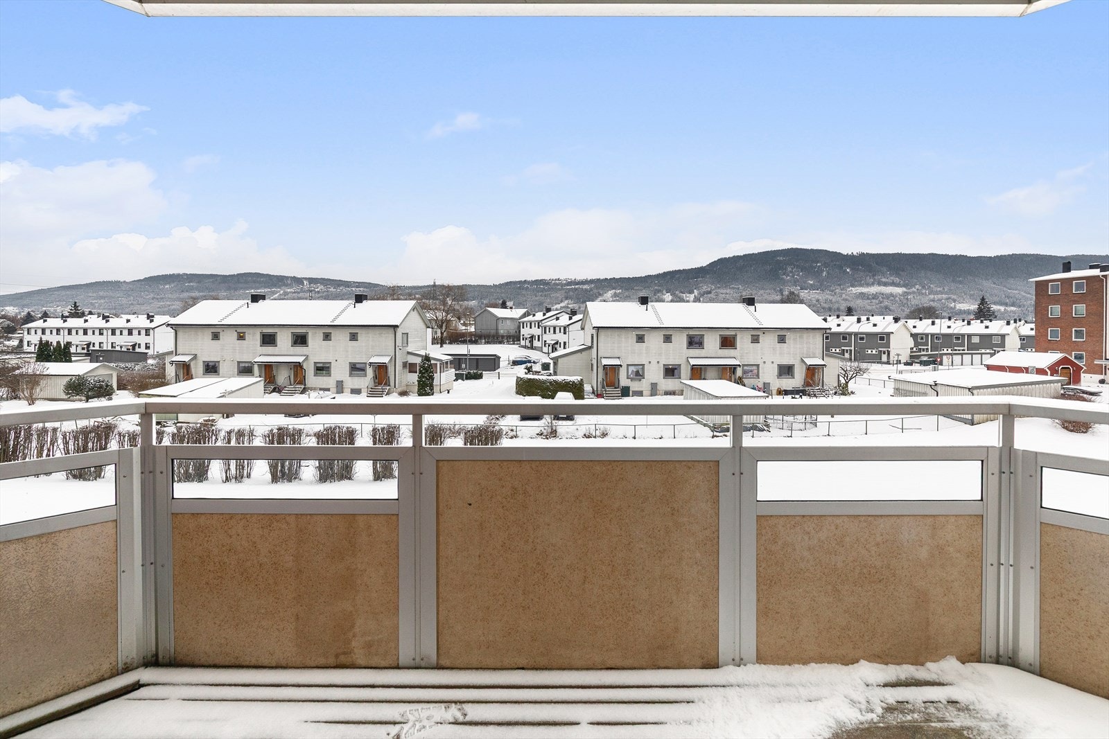 Stor, takoverbygget balkong Galleribilde