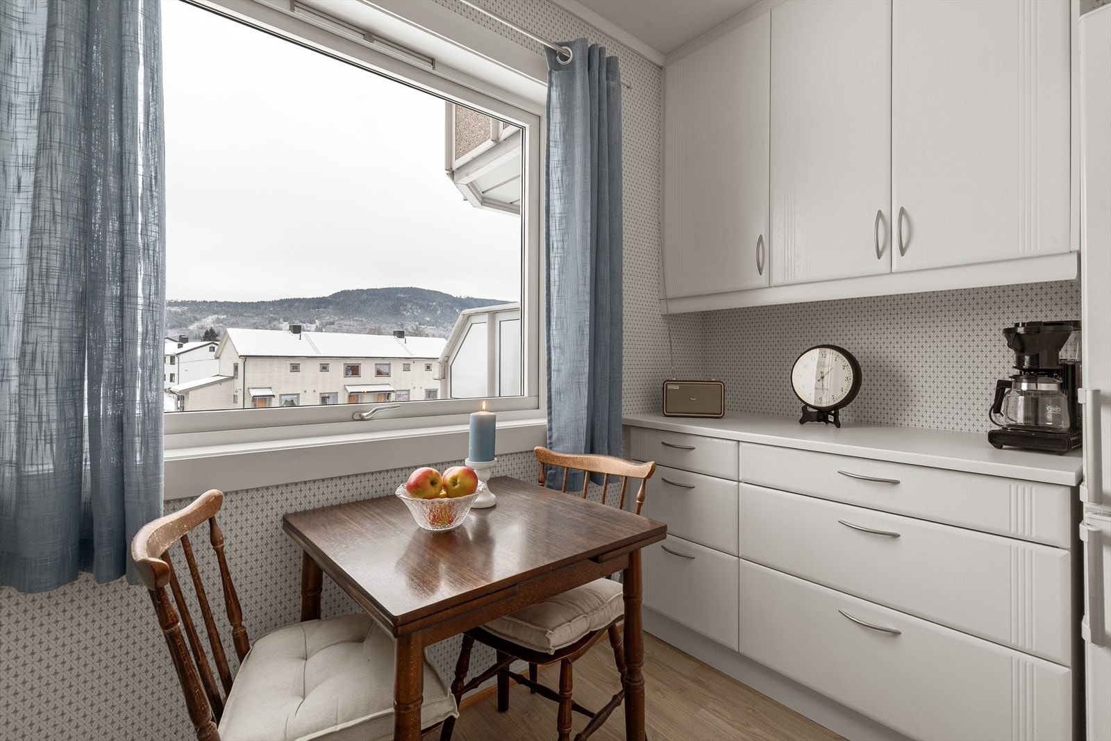 Kjøkkenet er påkostet med nye fronter, samt noen nye skrog/skap Galleribilde