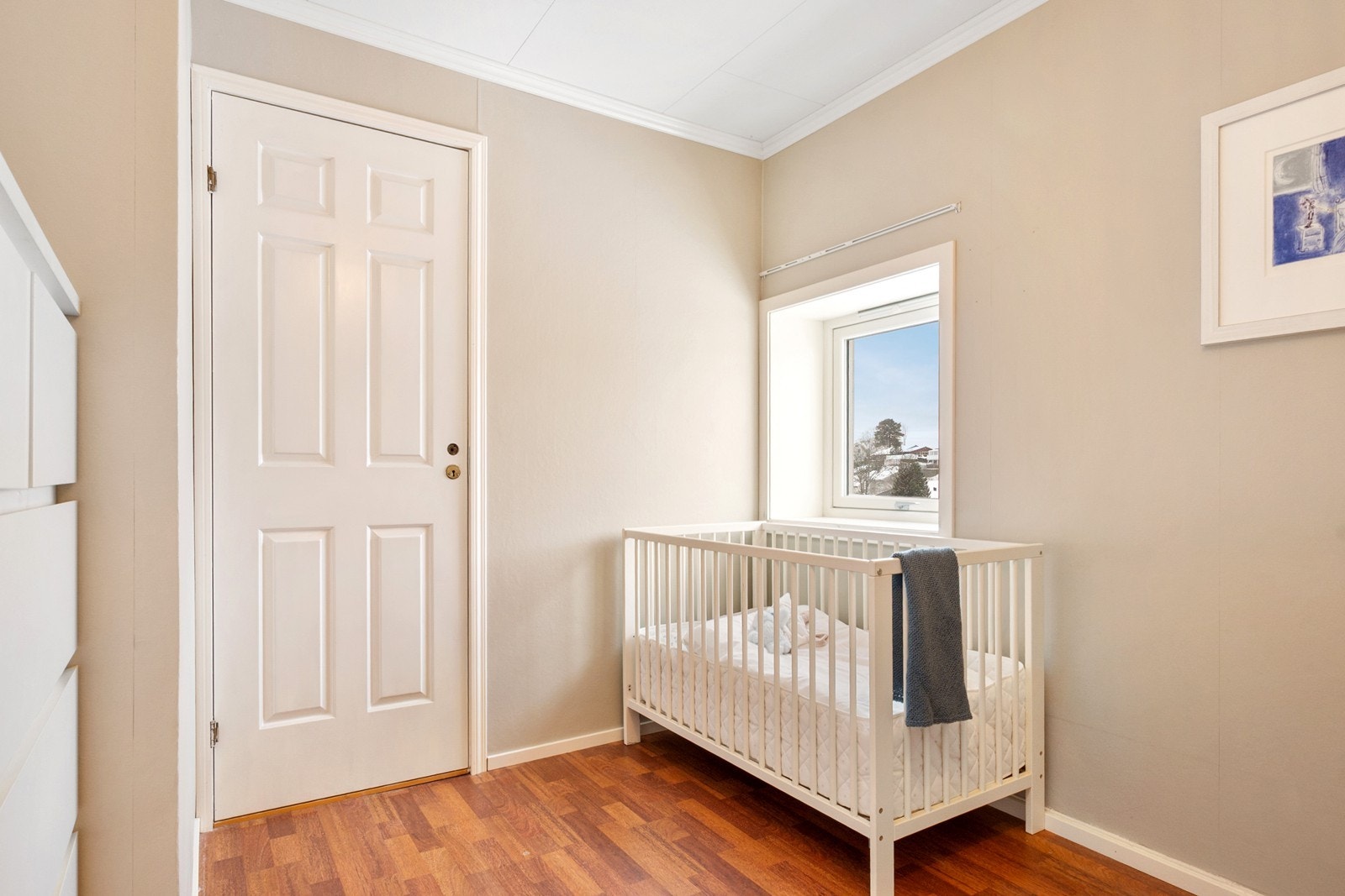 Soverom fire. Galleribilde