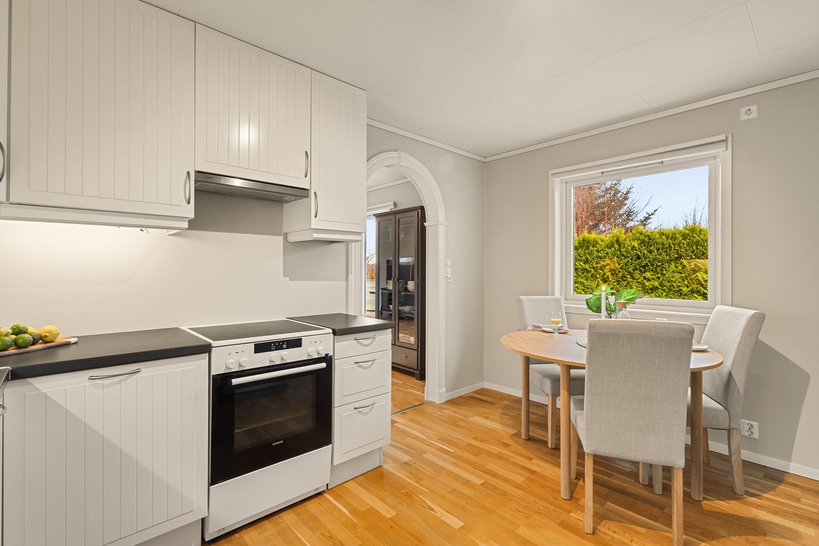 - Merk at du også har god plass til et hyggelig spisebord - Galleribilde