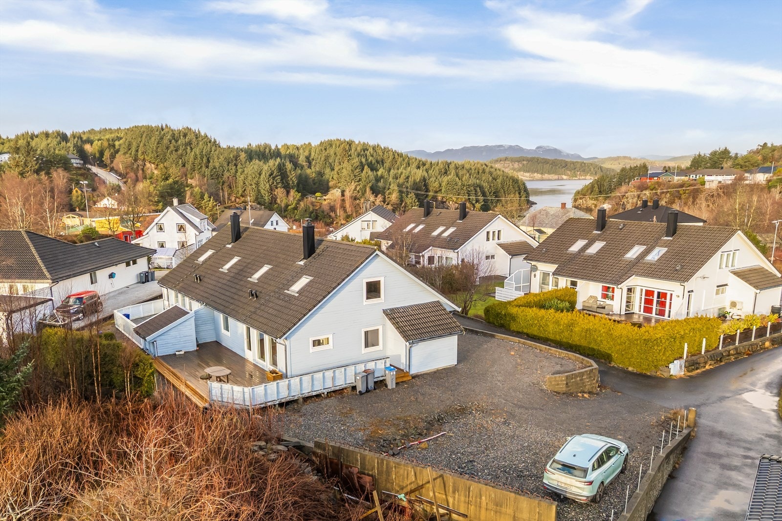 - En flott tomannsbolig med en familievennlig og praktisk planløsning - Galleribilde