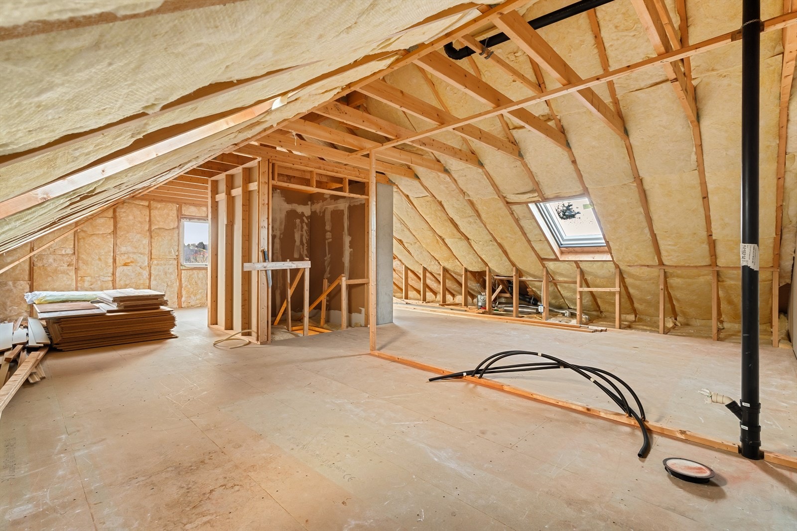 - Uinnredet loft på 55m² - Galleribilde