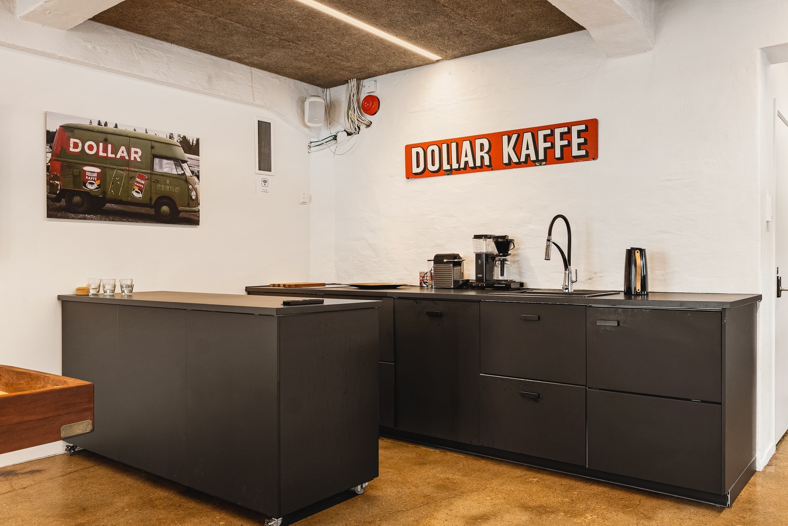 Lounge/Bar / Møterom Bookes og benyttes kostnadsfritt av leietakerne Galleribilde