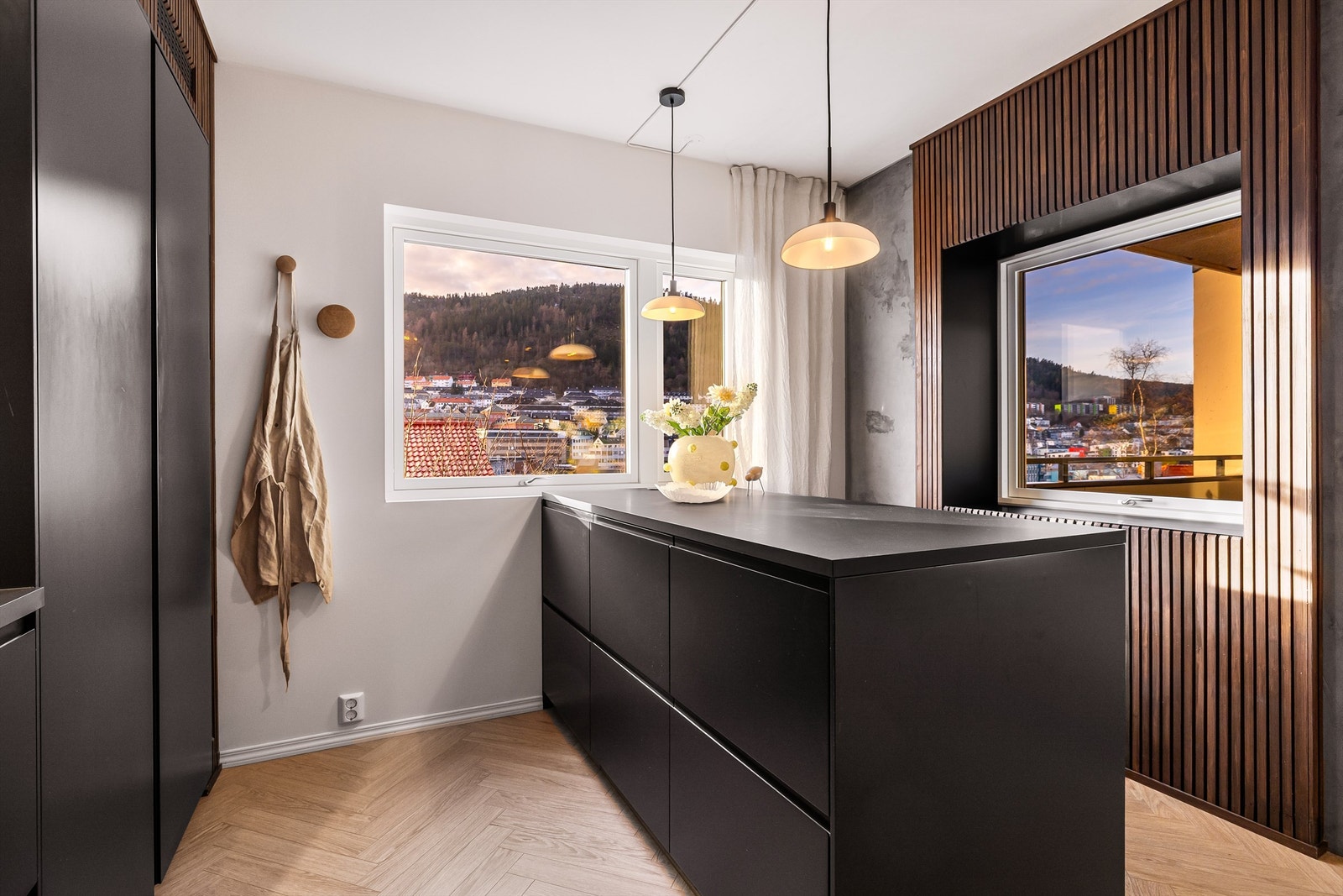 - Rikelig med oppbevaringsplass - Galleribilde