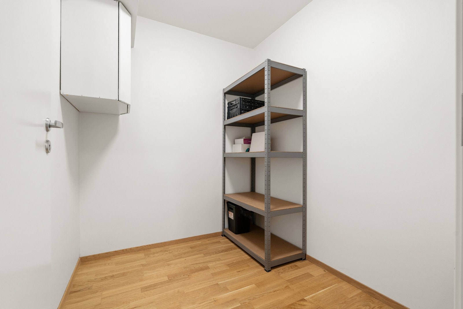 Leiligheten har egen innvendig bod på hele 4.1 kvm med stor bruksverdi. Galleribilde