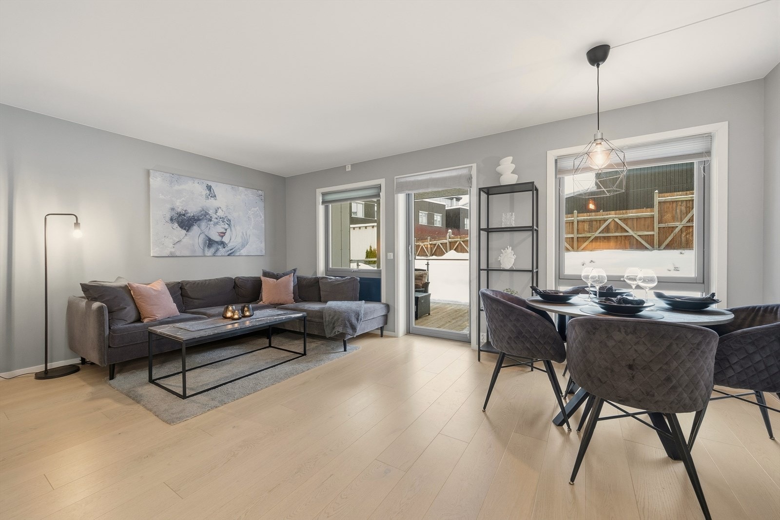 Dette er en nyere 2-roms selveierleilighet fra 2020, beliggende sentralt i Hokksund Galleribilde