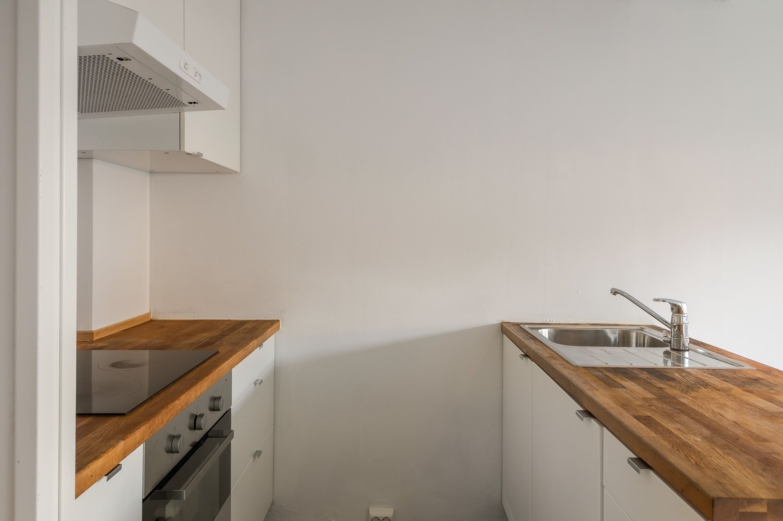 Kjøleskap og komfyr medfølger Galleribilde