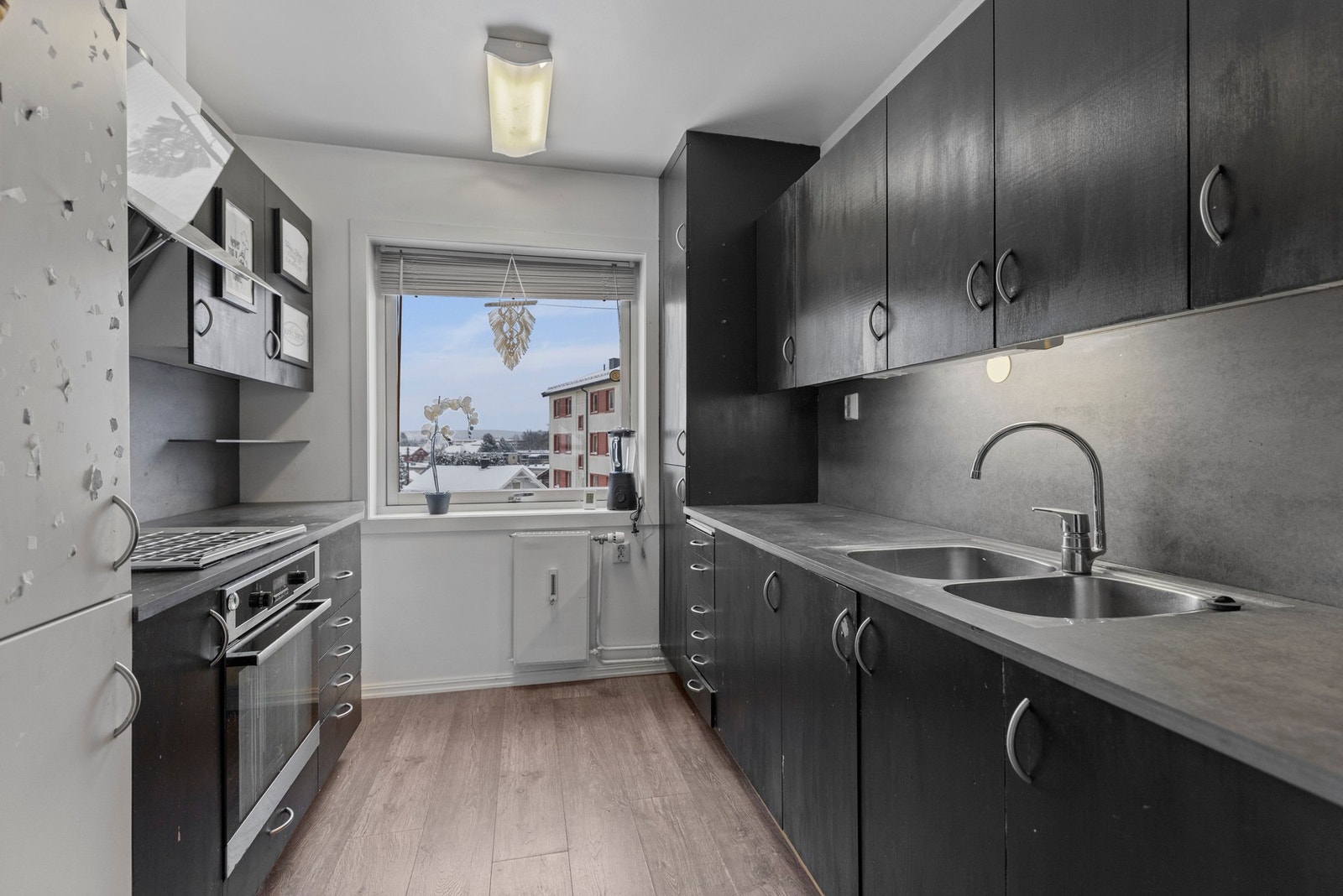 Kjøkkenet ligger i et eget rom. Galleribilde