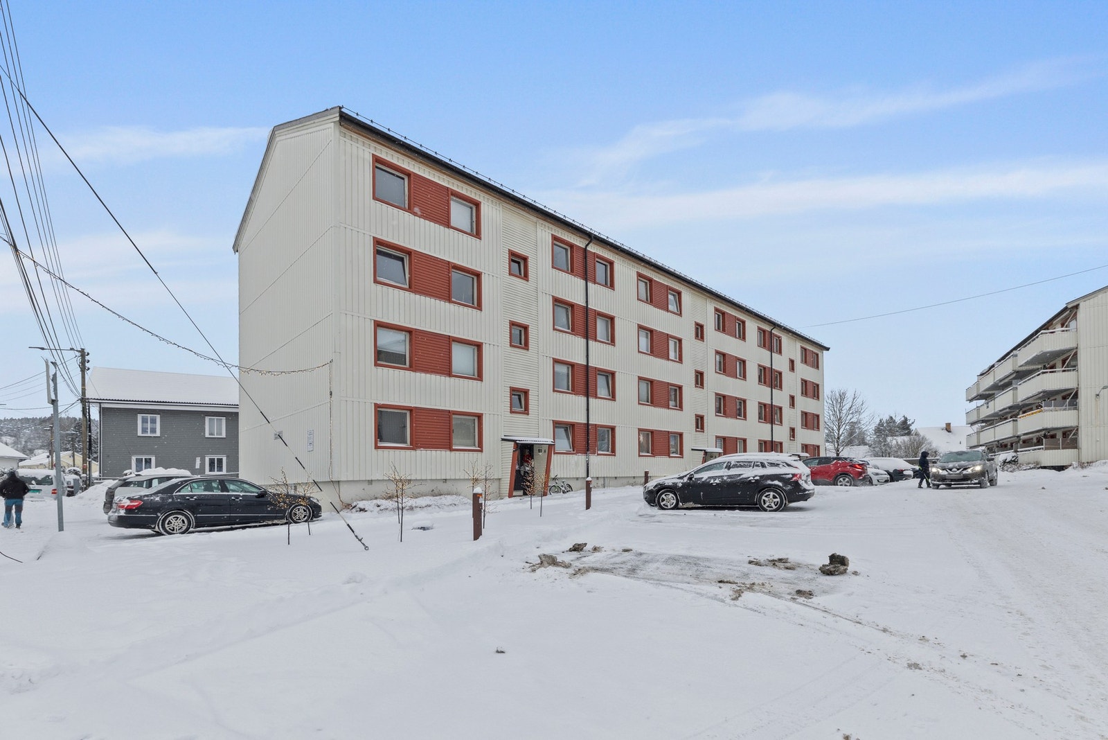 Velkommen til
Sagdalsveien 9C som er en 3-roms leilighet med sentral beliggenhet på Strømmen. Galleribilde