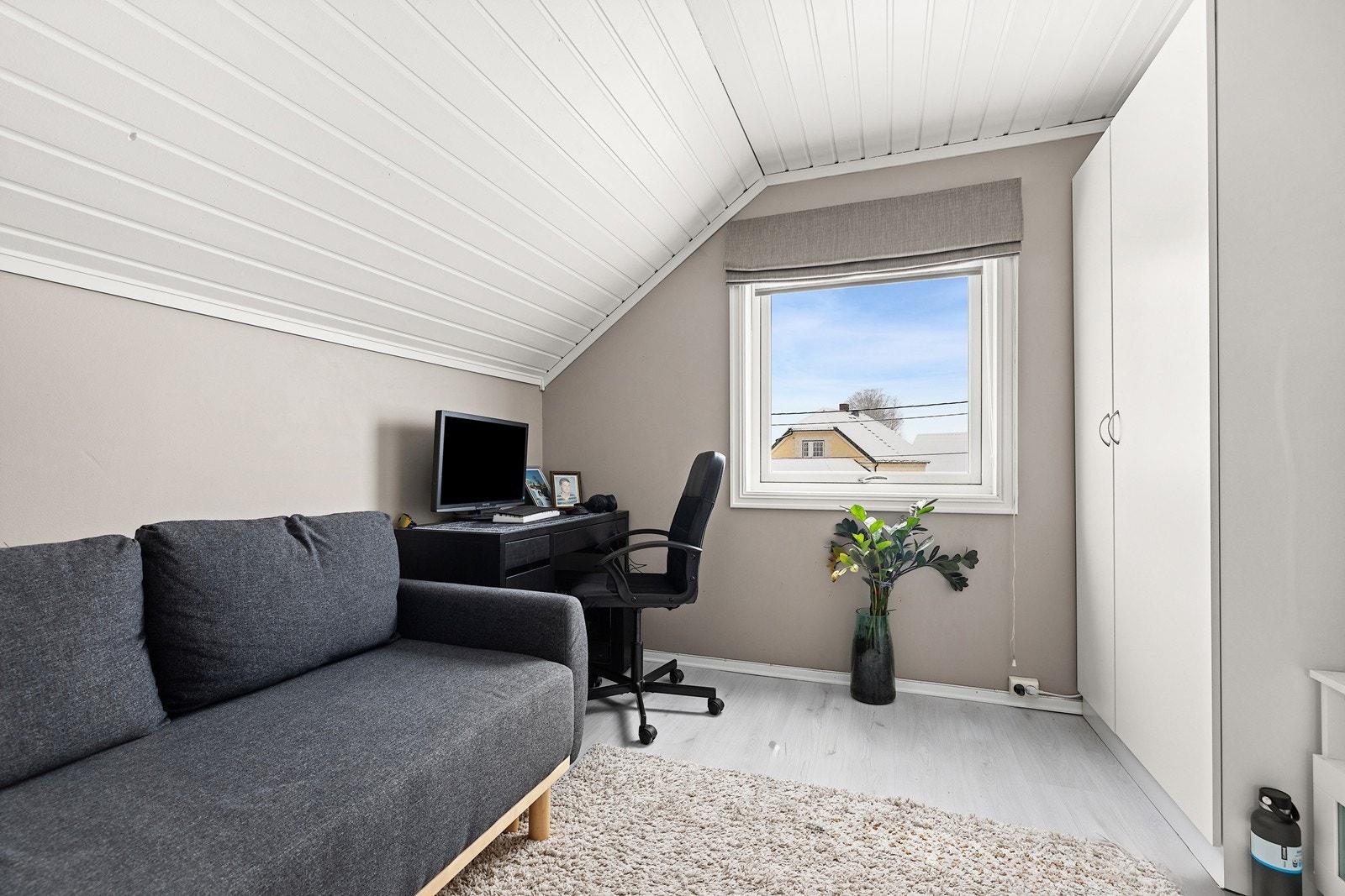 Innredet ekstra stue og kontor. Galleribilde