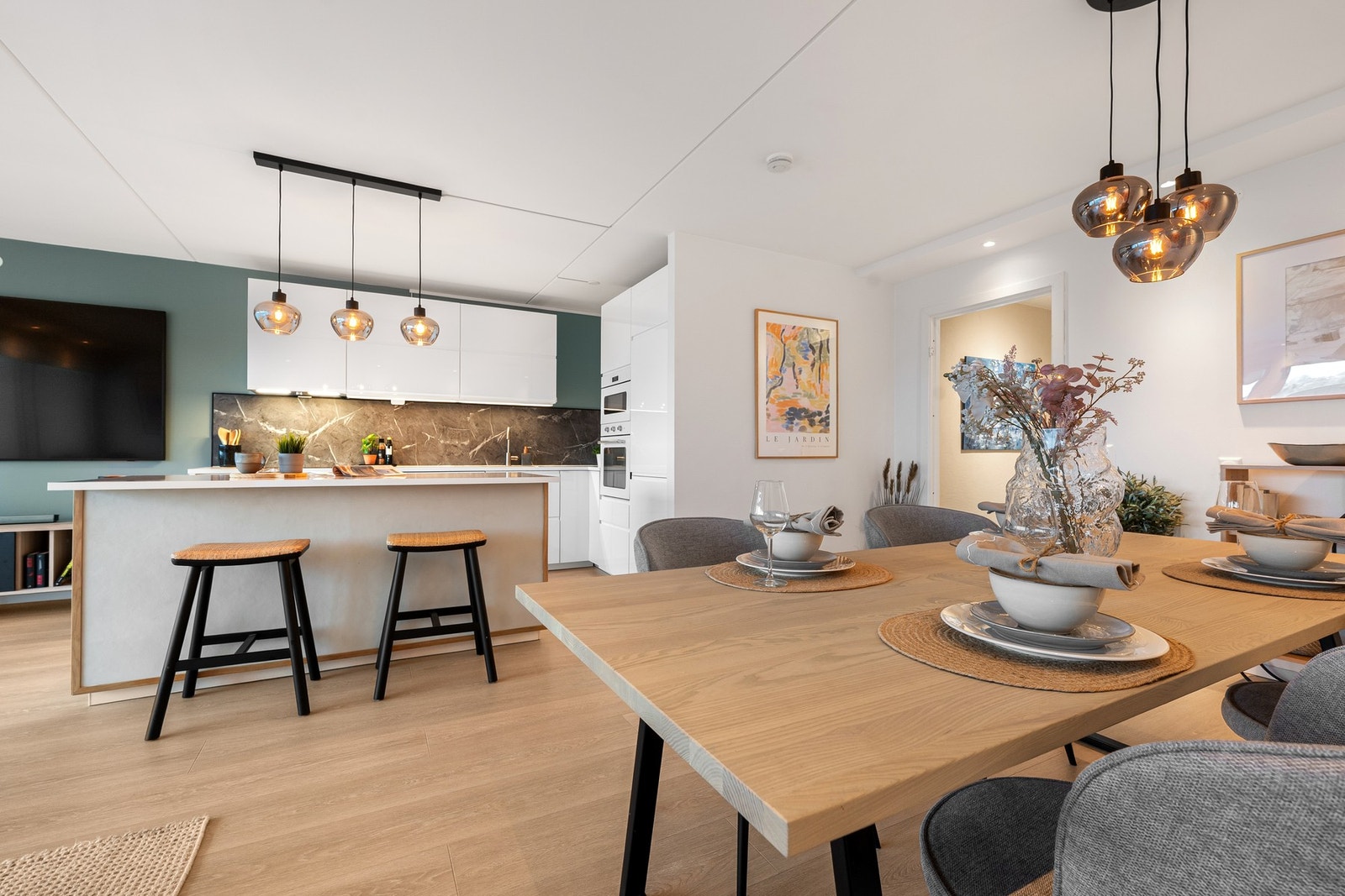 Hele det elektriske anlegget tilhørende leiligheten ble vesentlig oppgradert i 2022. Galleribilde