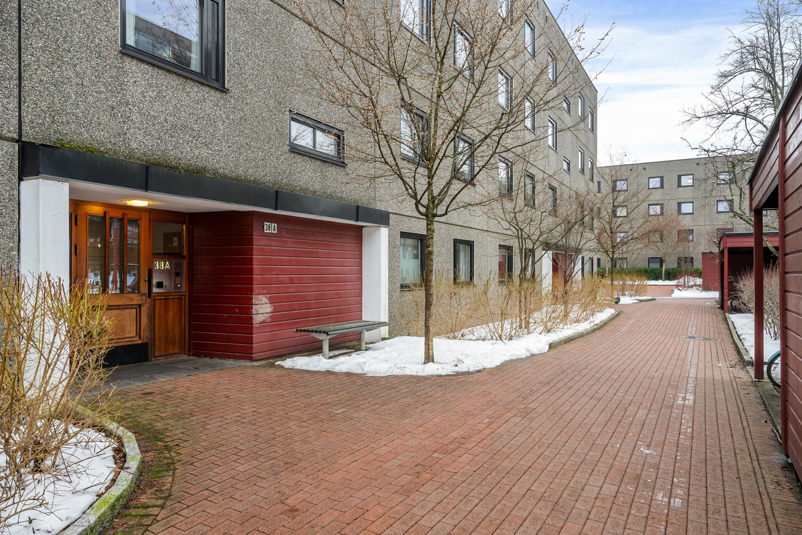 Inngangsparti. Galleribilde