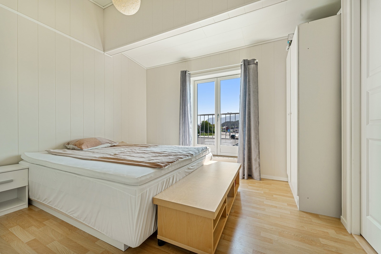 Hovedsoverom med fransk balkong Galleribilde