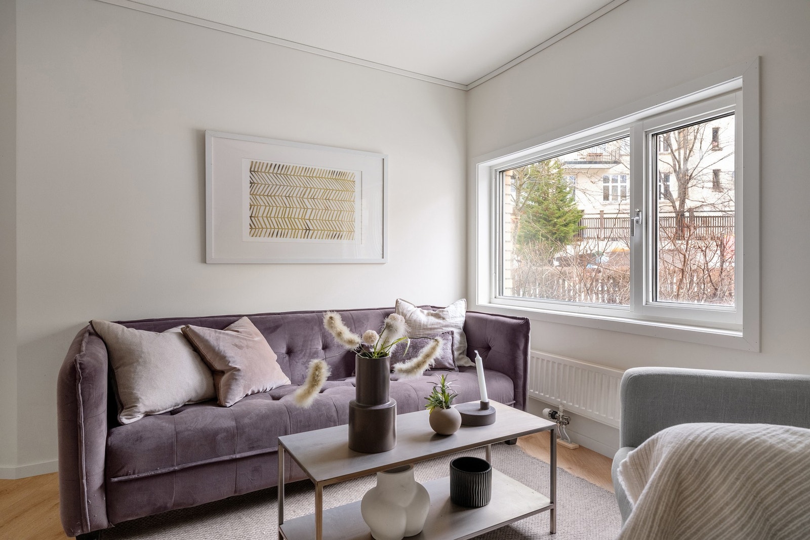 Det er god plass til sofagruppe og annet ønsket møblement. Galleribilde