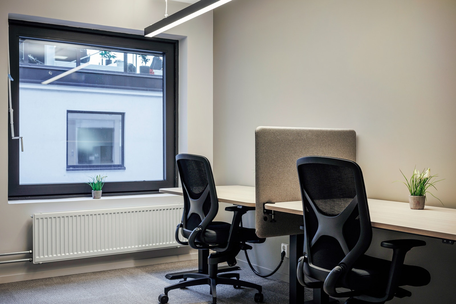 2-manns Premium privat kontor Galleribilde