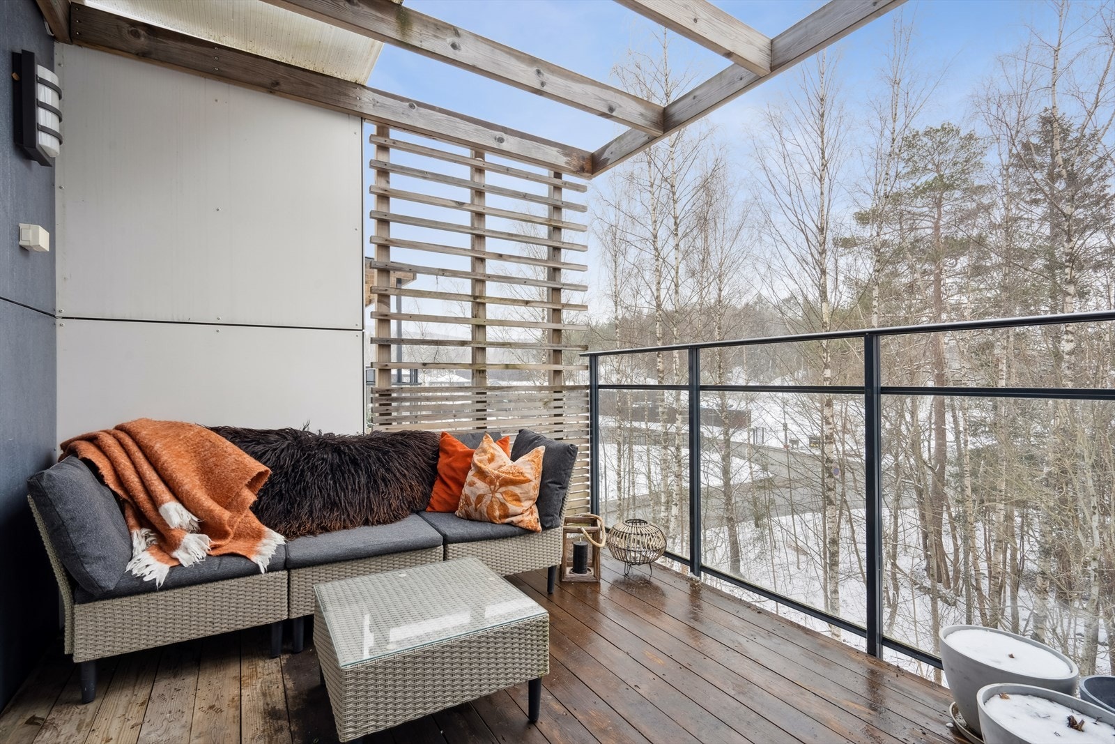 Balkongen er vendt mot sydvestlige solforhold Galleribilde